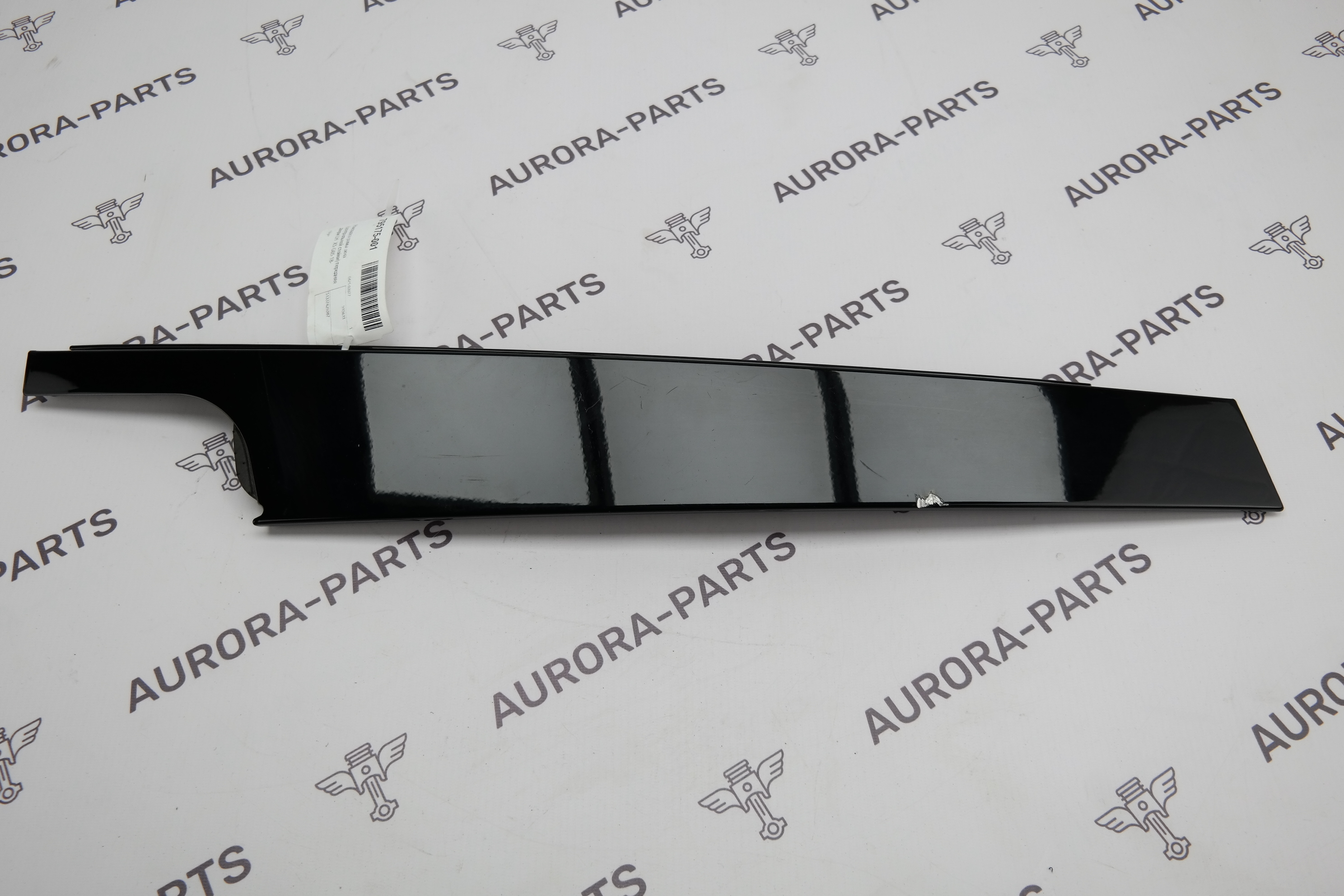 Накладка рамы окна (центральной стойки) передней двери LH BMW X5