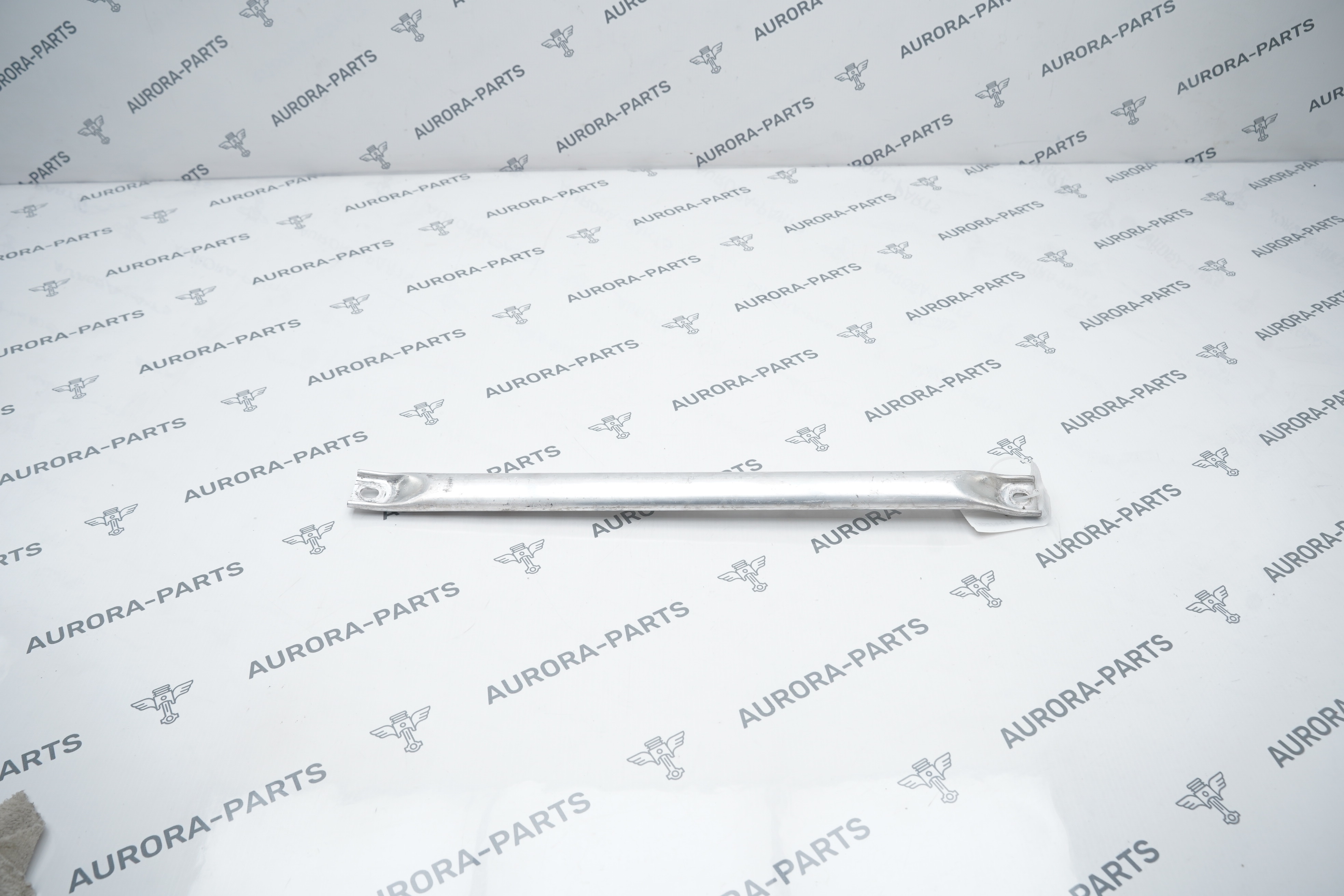 Растяжка RH BMW X5