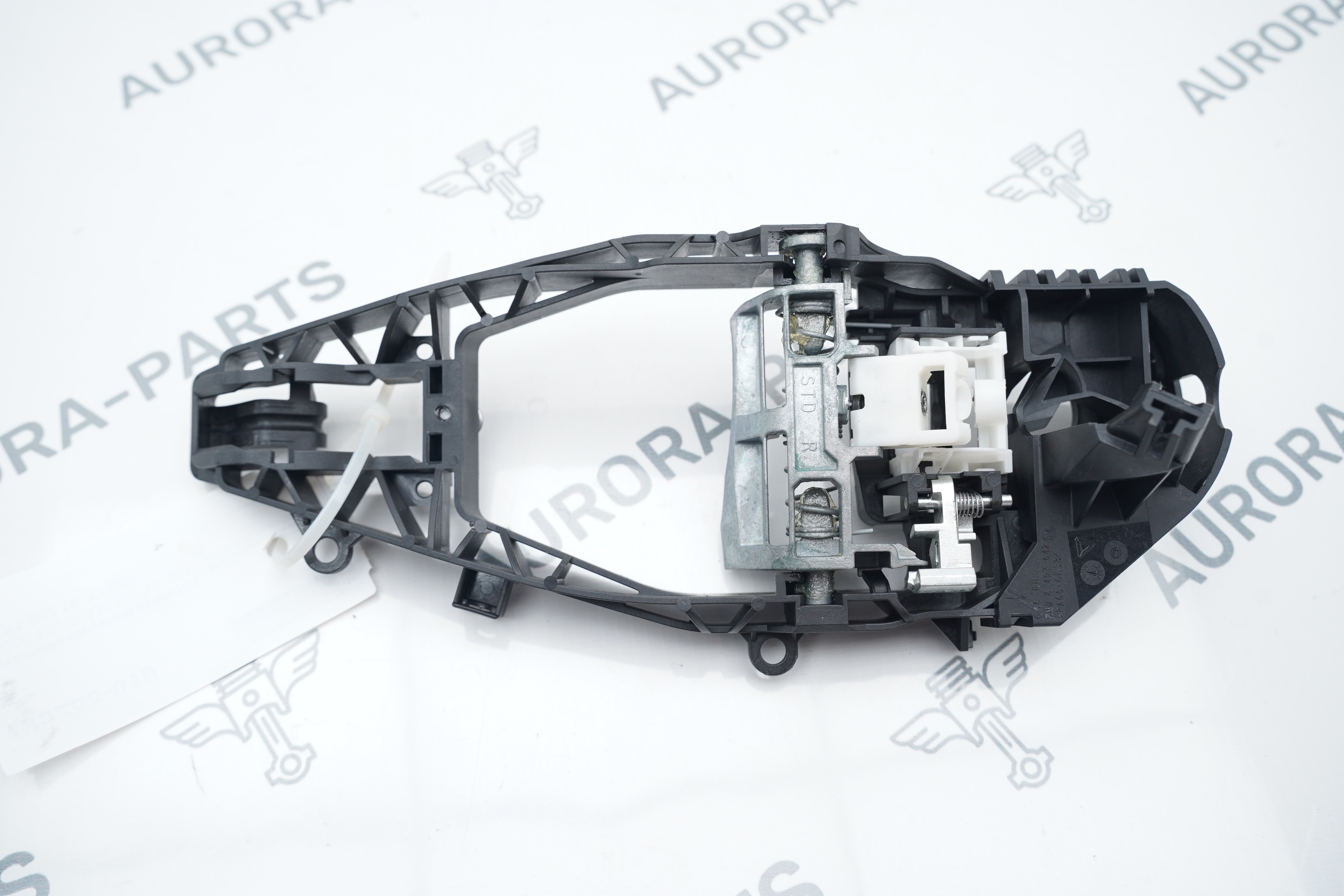 Кронштейн наружной ручки RH BMW X5