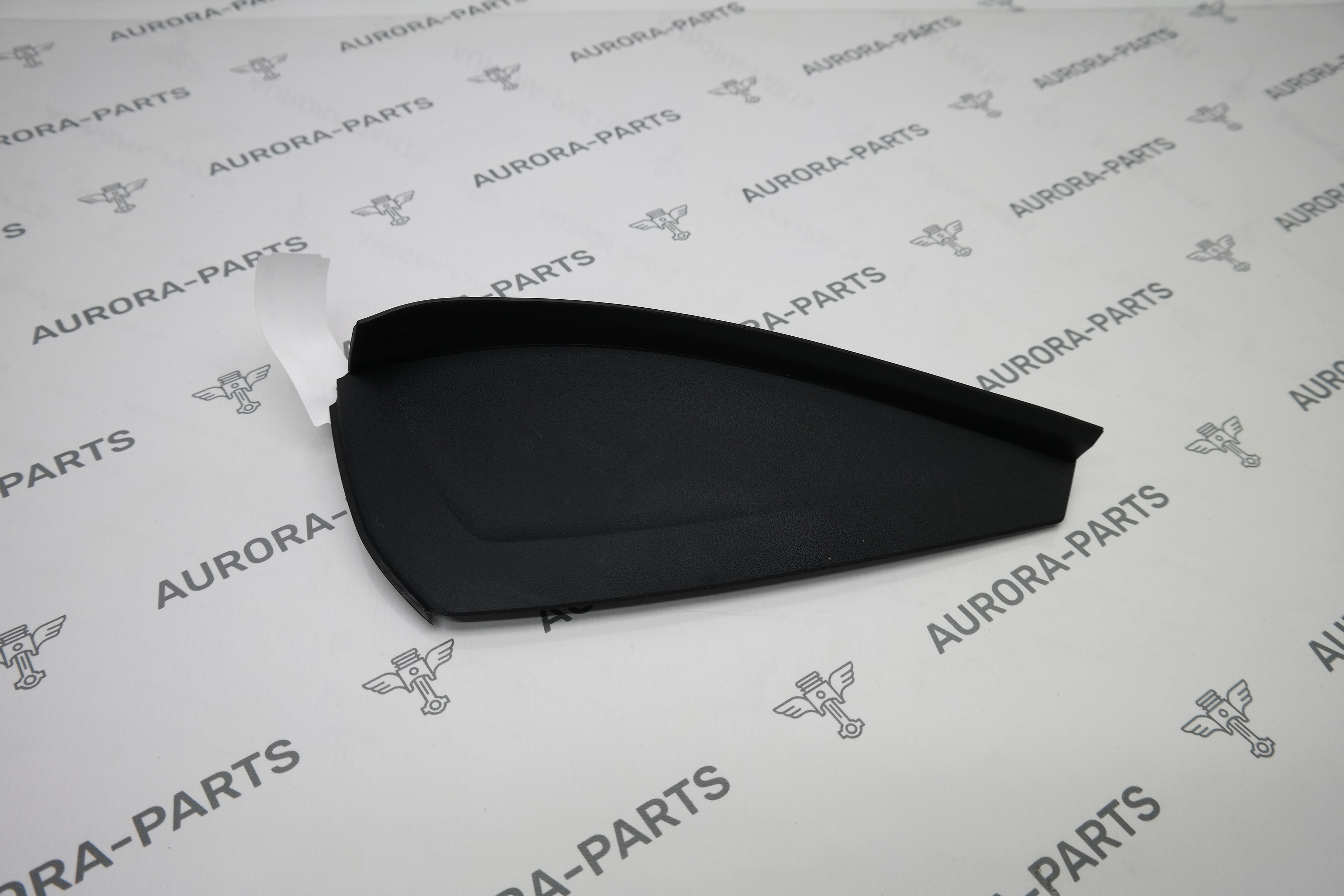 Накладка панели приборов RH BMW X5