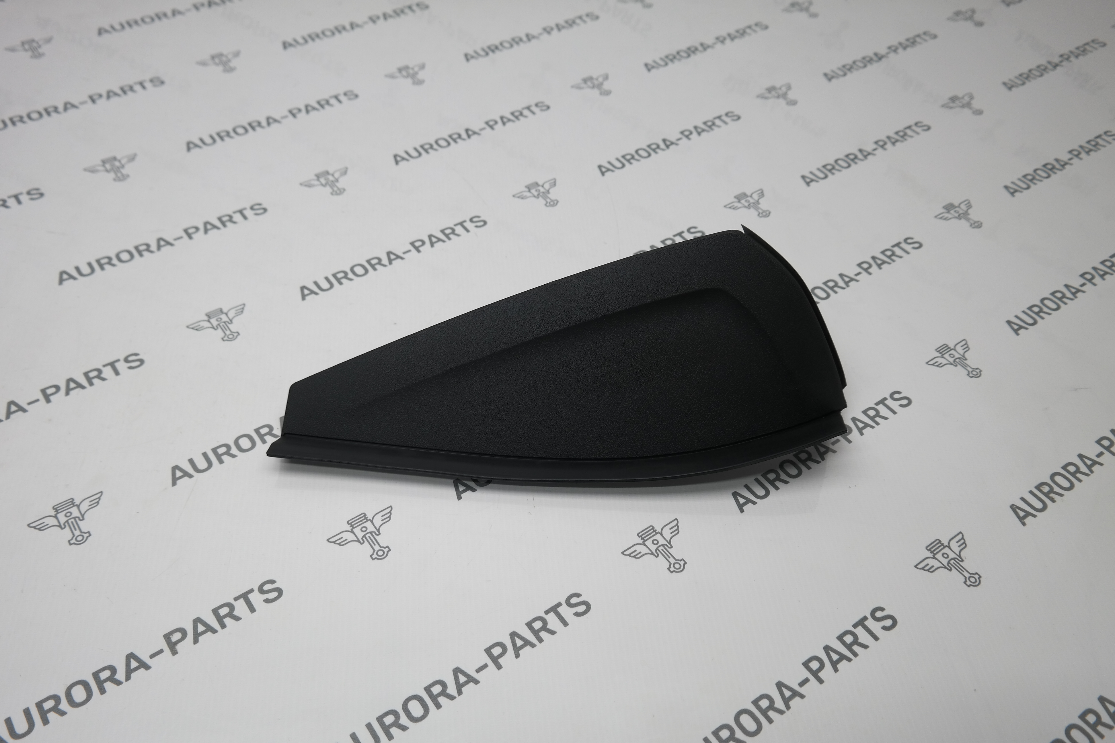 Накладка панели приборов RH BMW X5