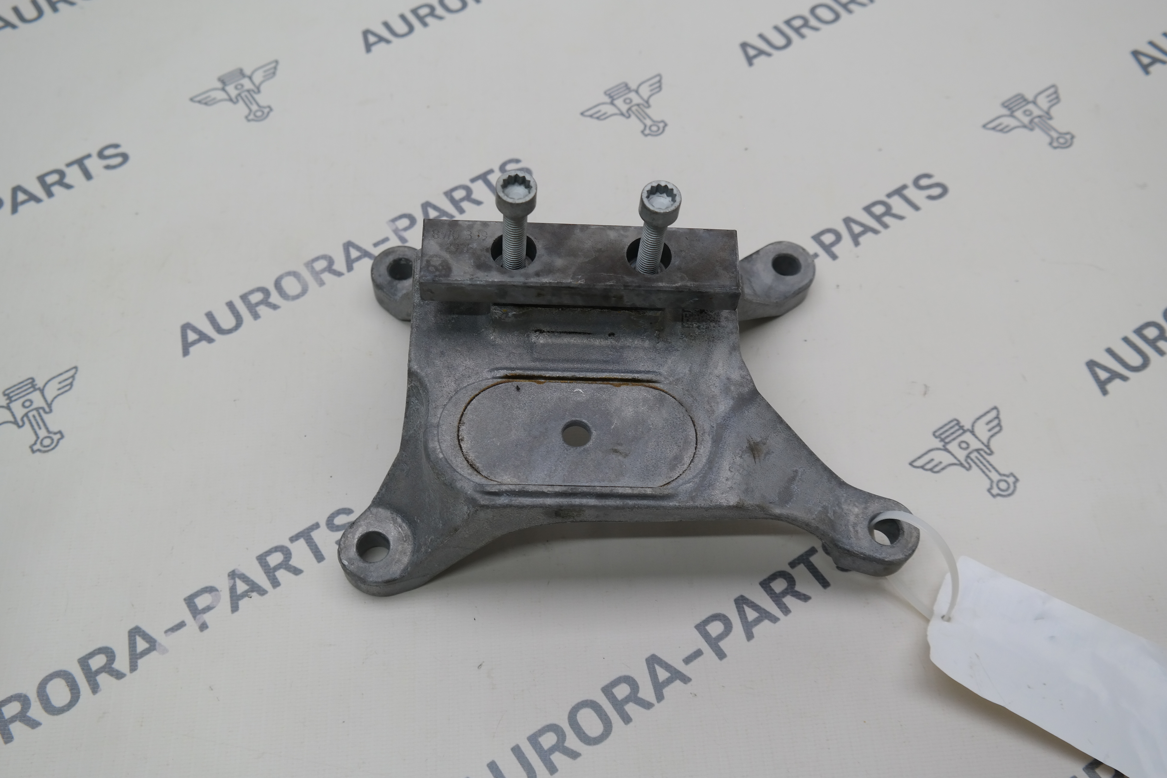 Кронштейн опоры АКПП Audi Q5