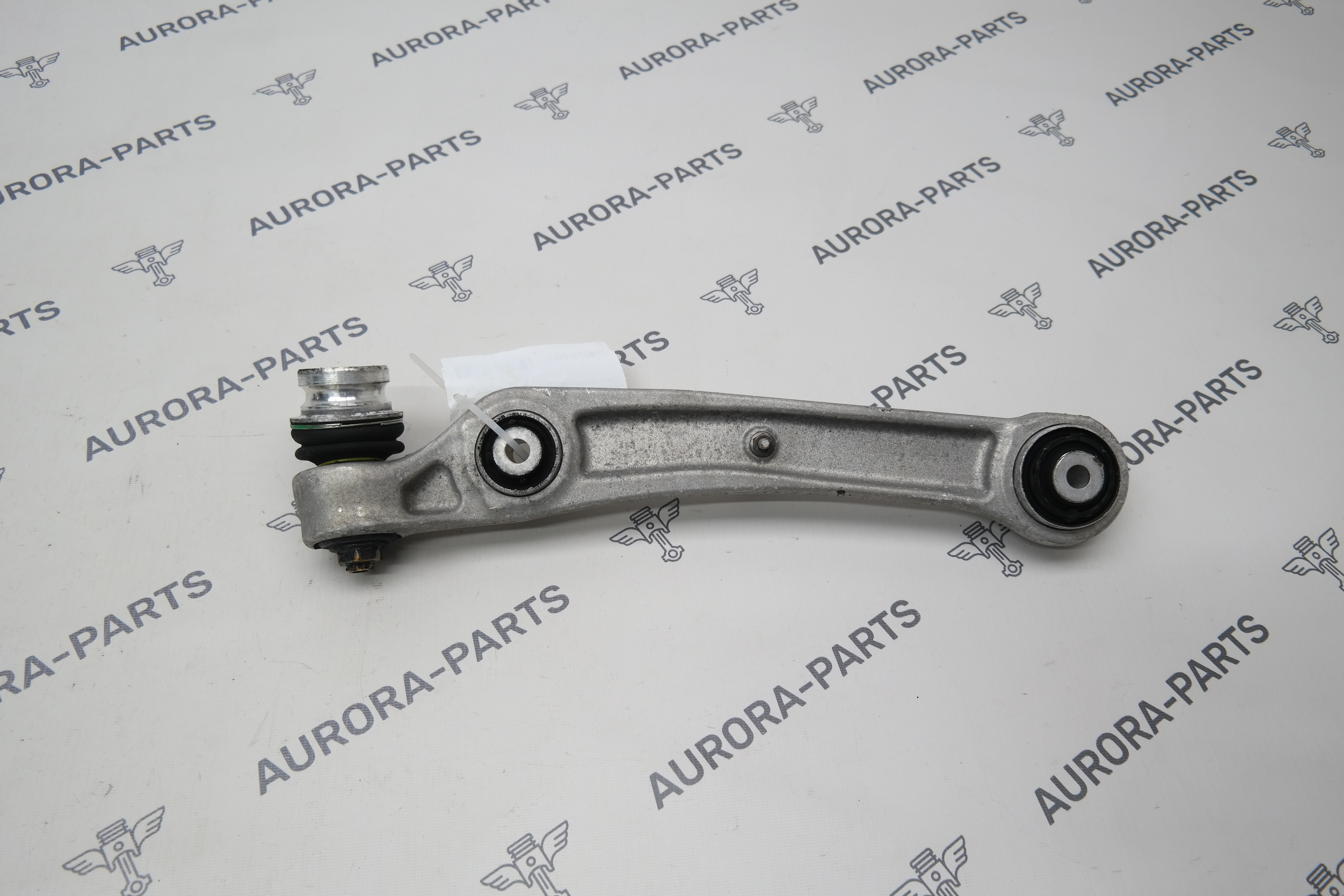 Рычаг передней подвески нижний LH Audi Q5 