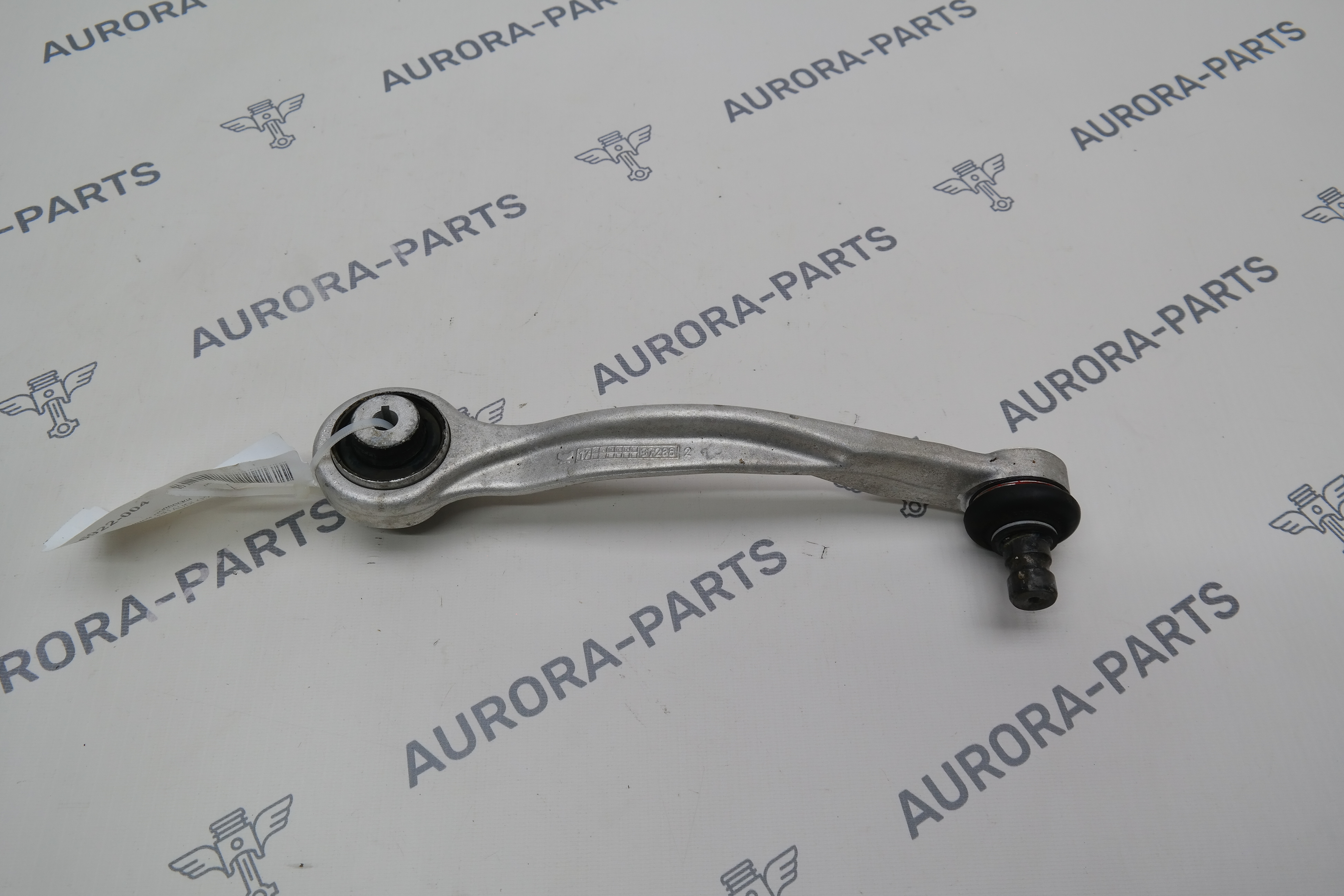 Рычаг передней подвески верхний (сзади) RH Audi Q5 