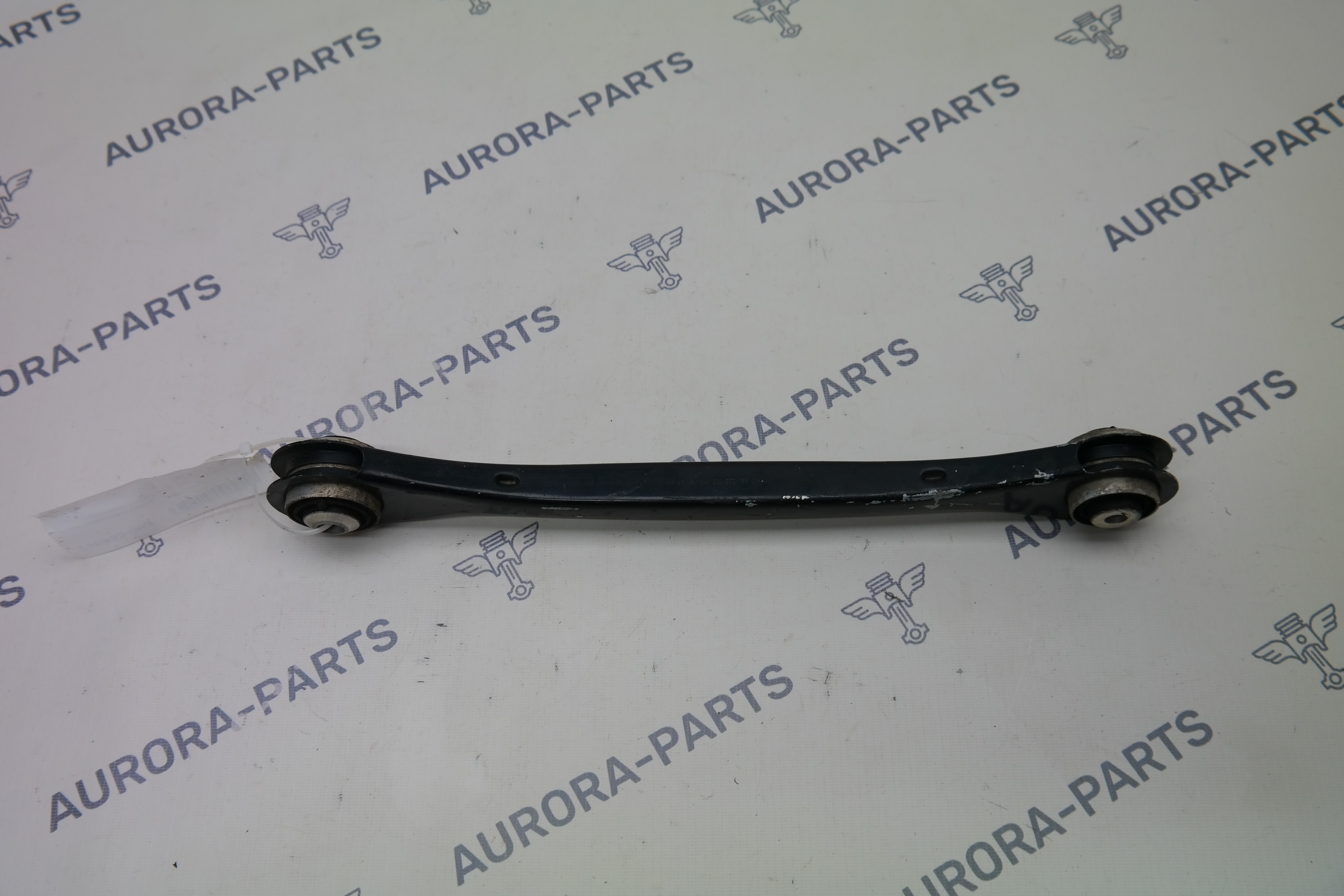 Рычаг поперечный задней подвески (спереди)  LH Audi Q5 