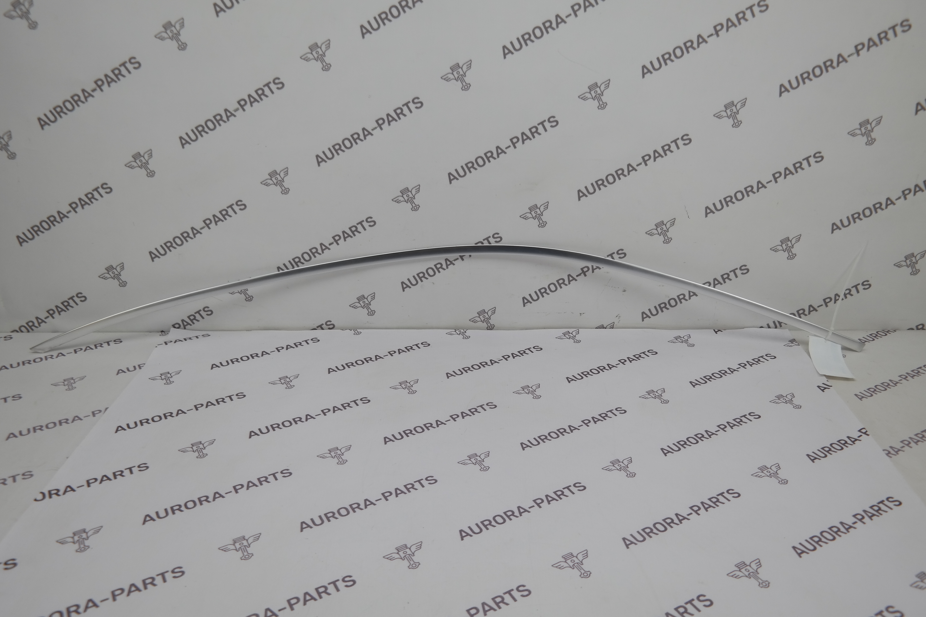 Молдинг передней двери верхний LH Audi Q5 