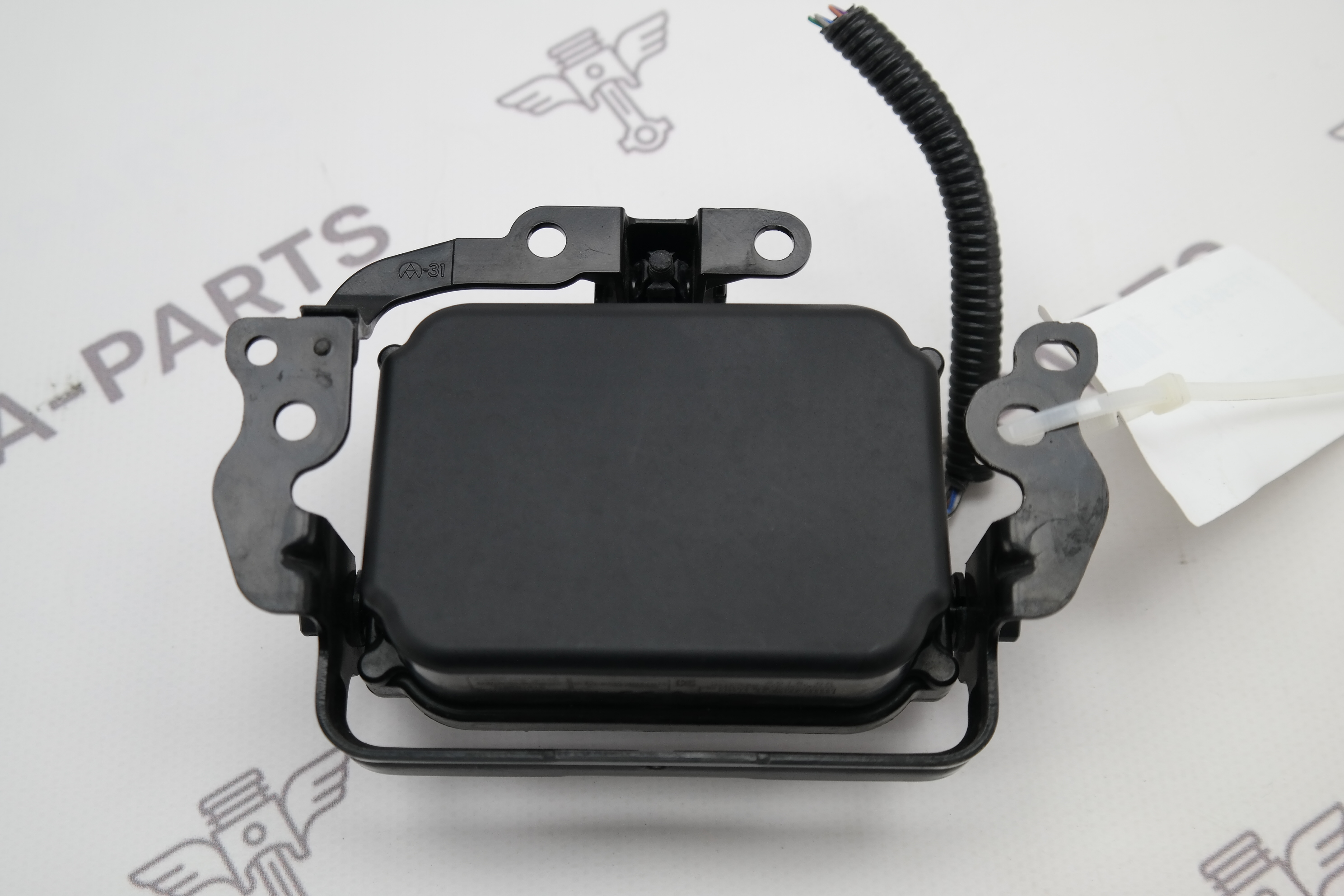 Радар активного круиз-контроля Lexus RX