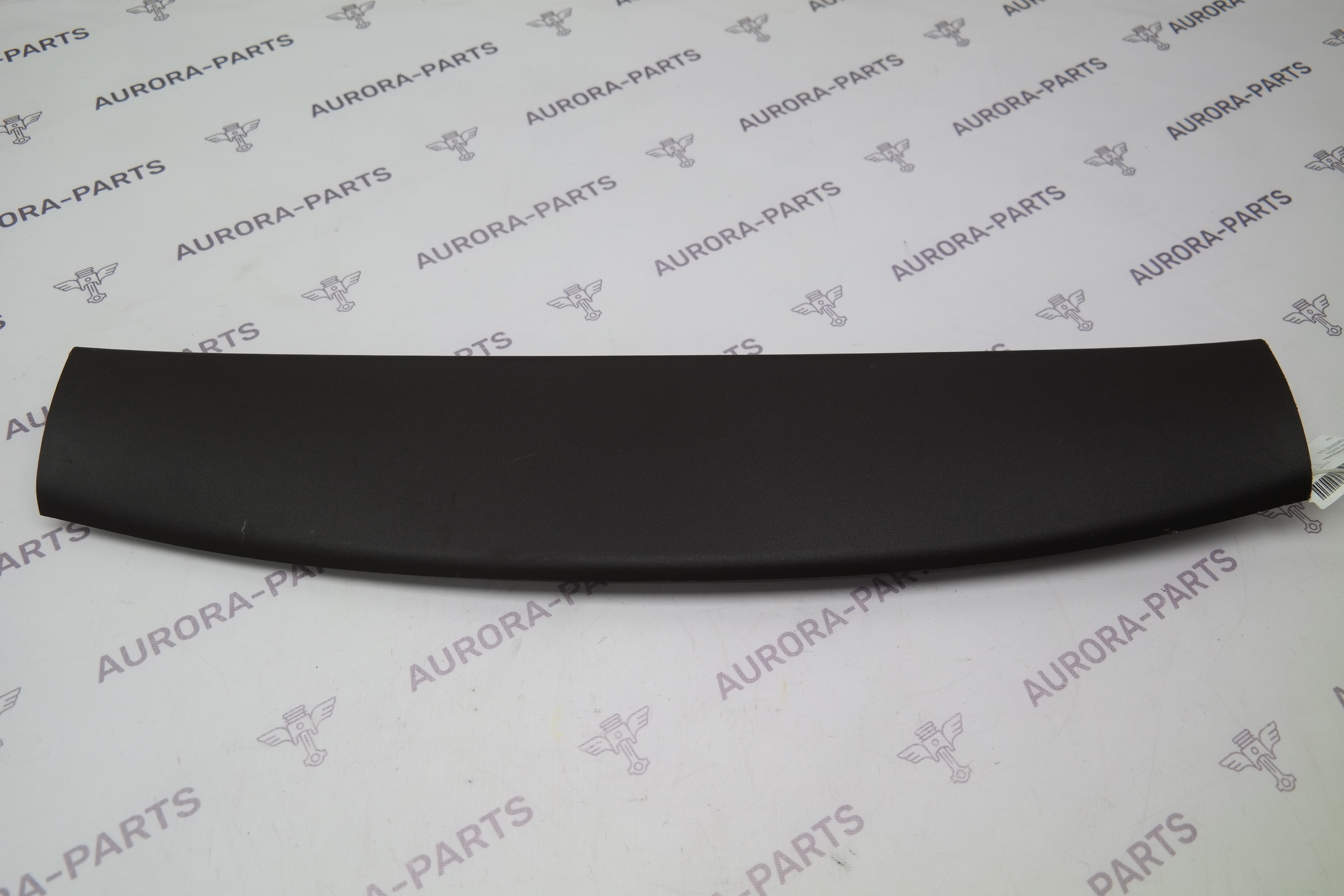 Обшивка крышки багажника верхняя Lexus RX