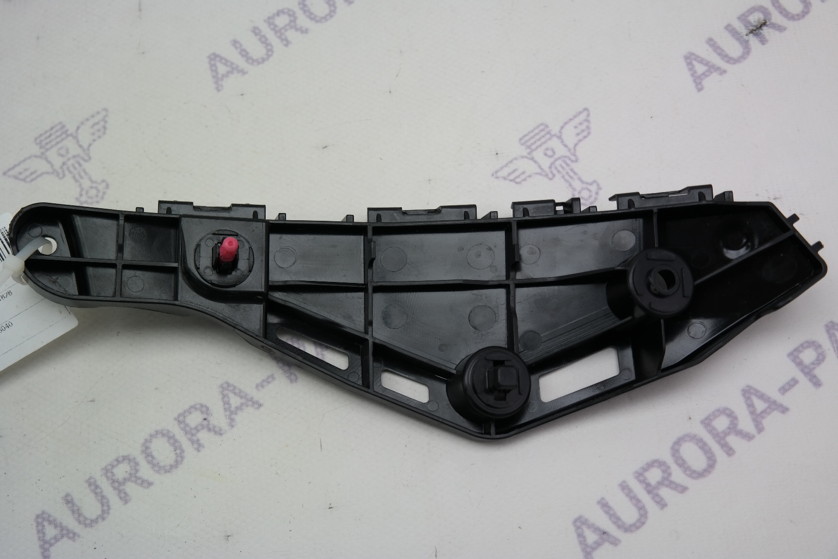 Кронштейн крепления переднего бампера LH Lexus RX