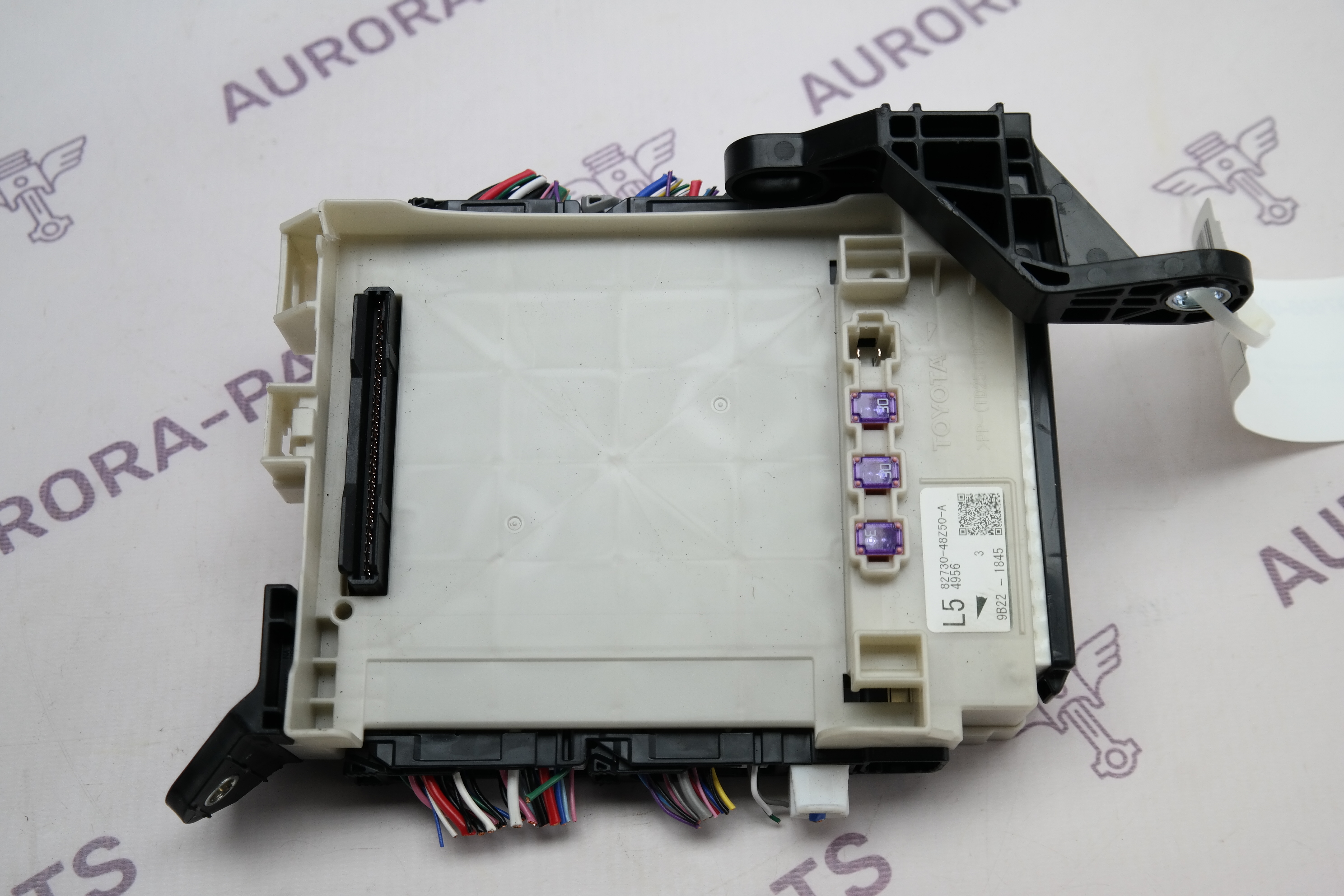 Блок предохранителей Lexus RX