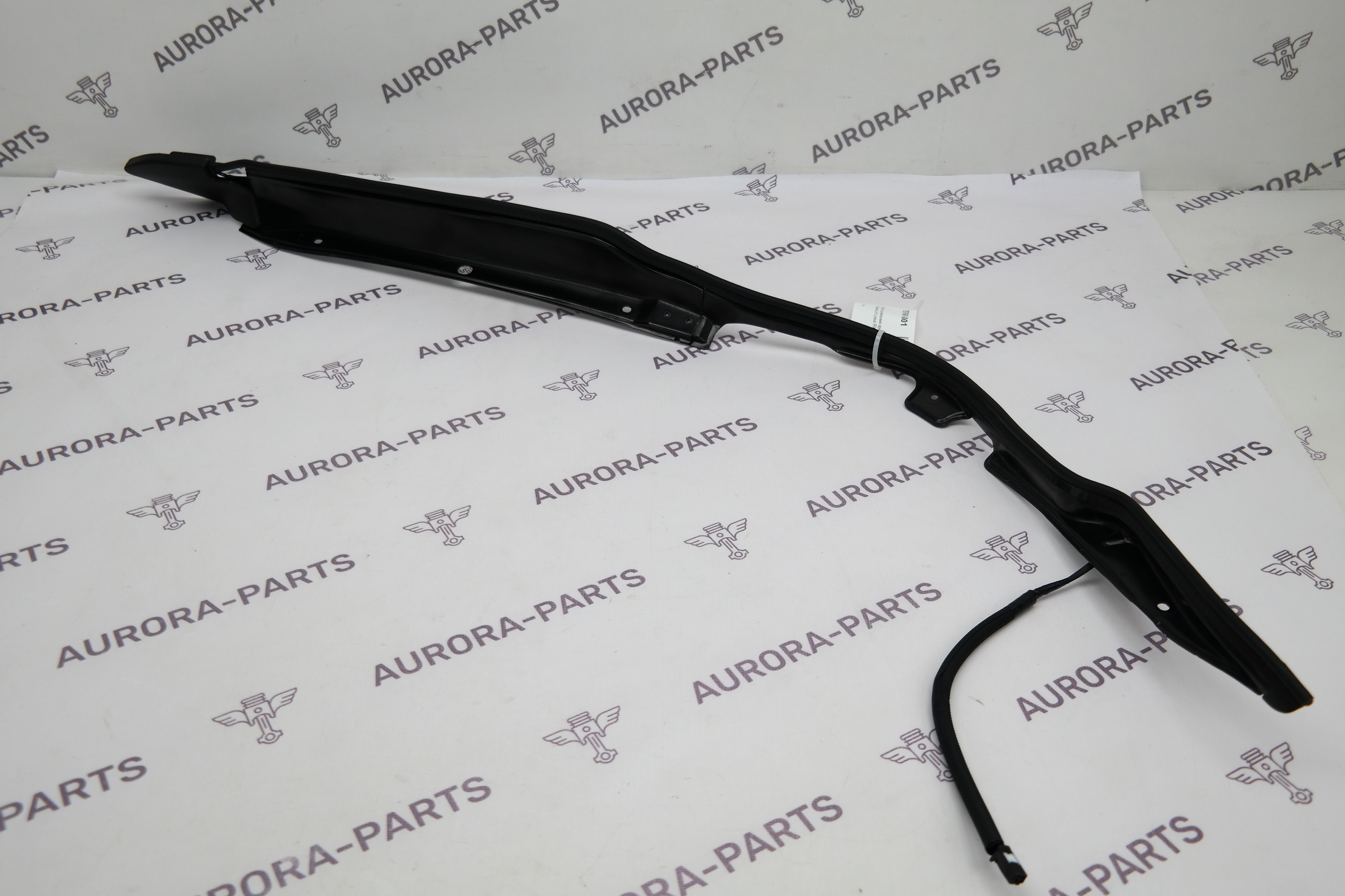 Датчик защимления крышки багажника LH Lexus RX