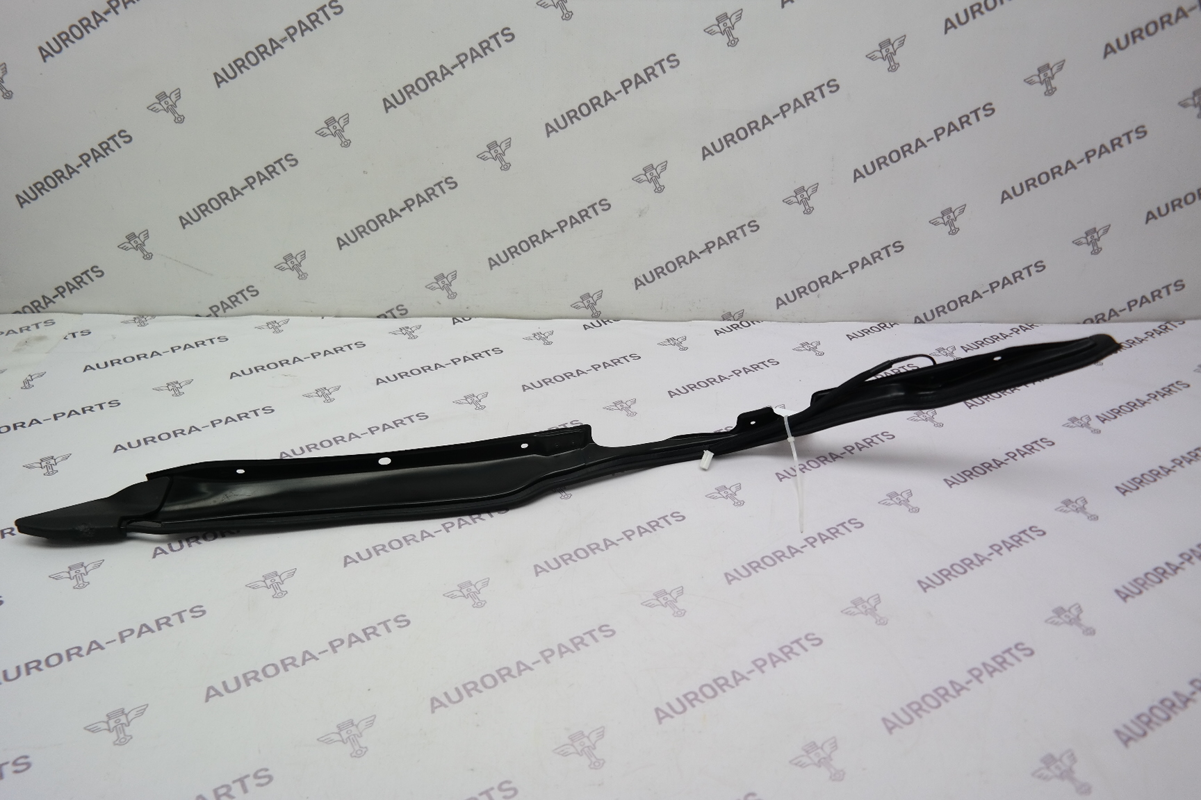 Датчик защимления крышки багажника RH Lexus RX