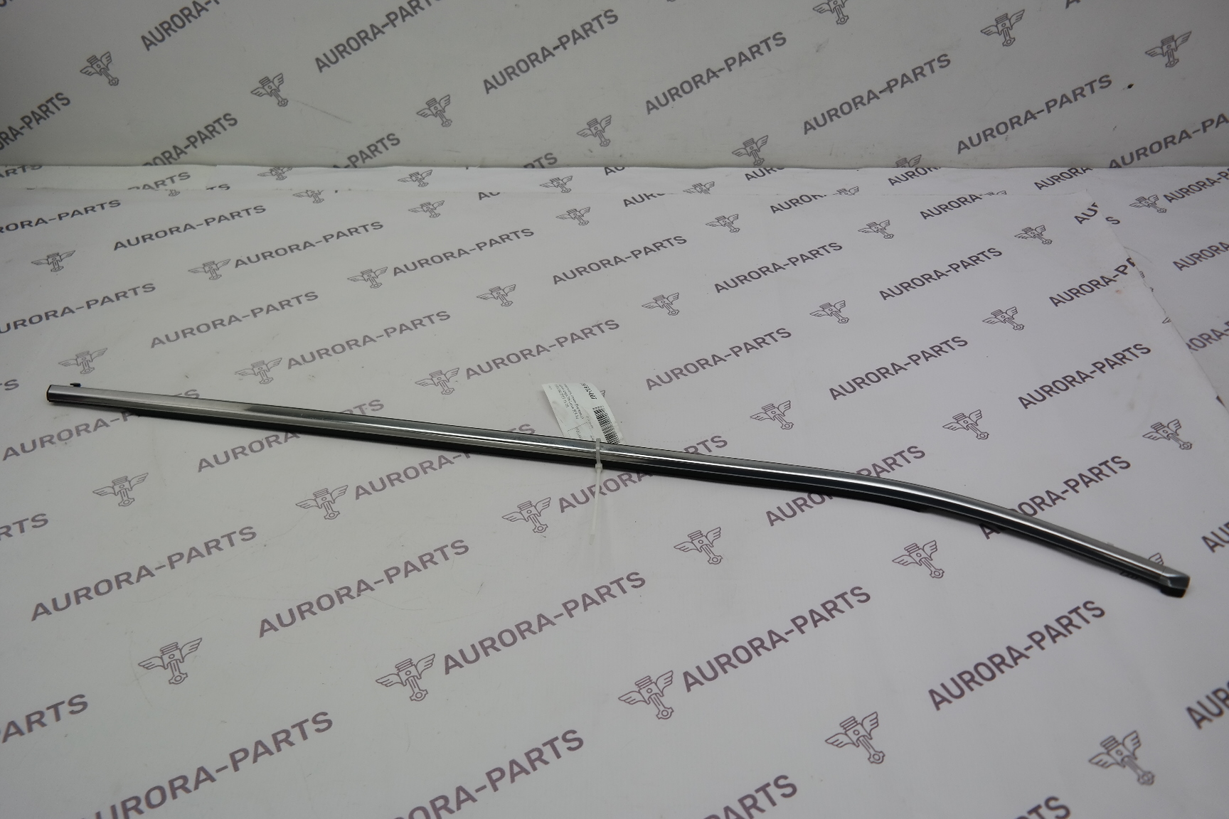 Уплотнитель стекла (Бархотка) задней двери RH Lexus RX