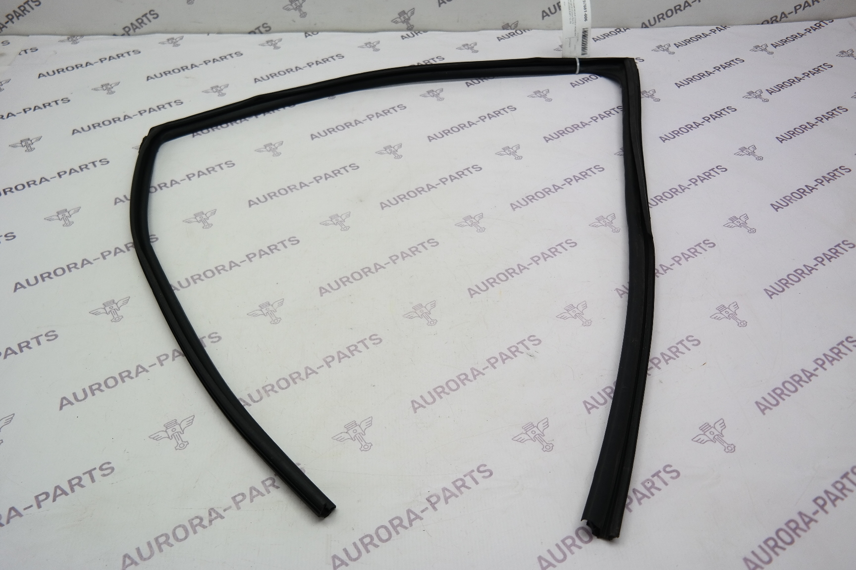 Направляющая стекла передней двери LH Lexus RX