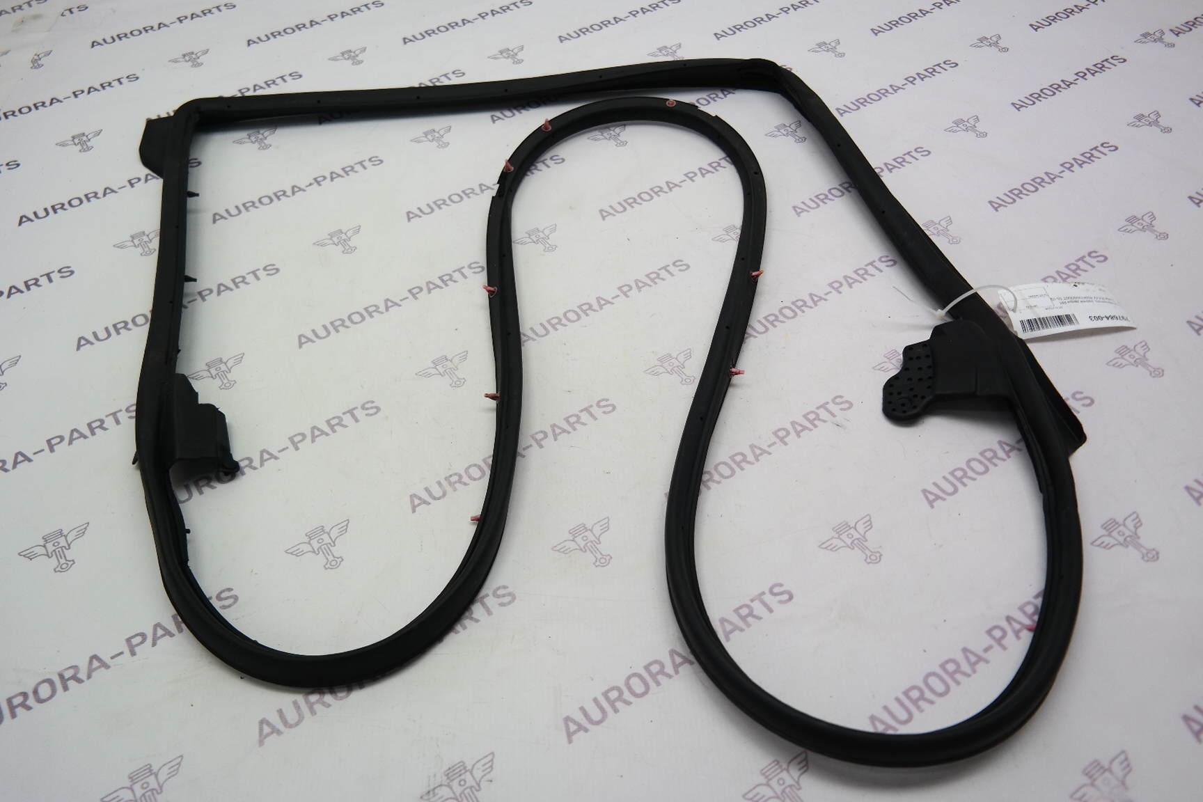 Уплотнитель задней двери RH Lexus RX