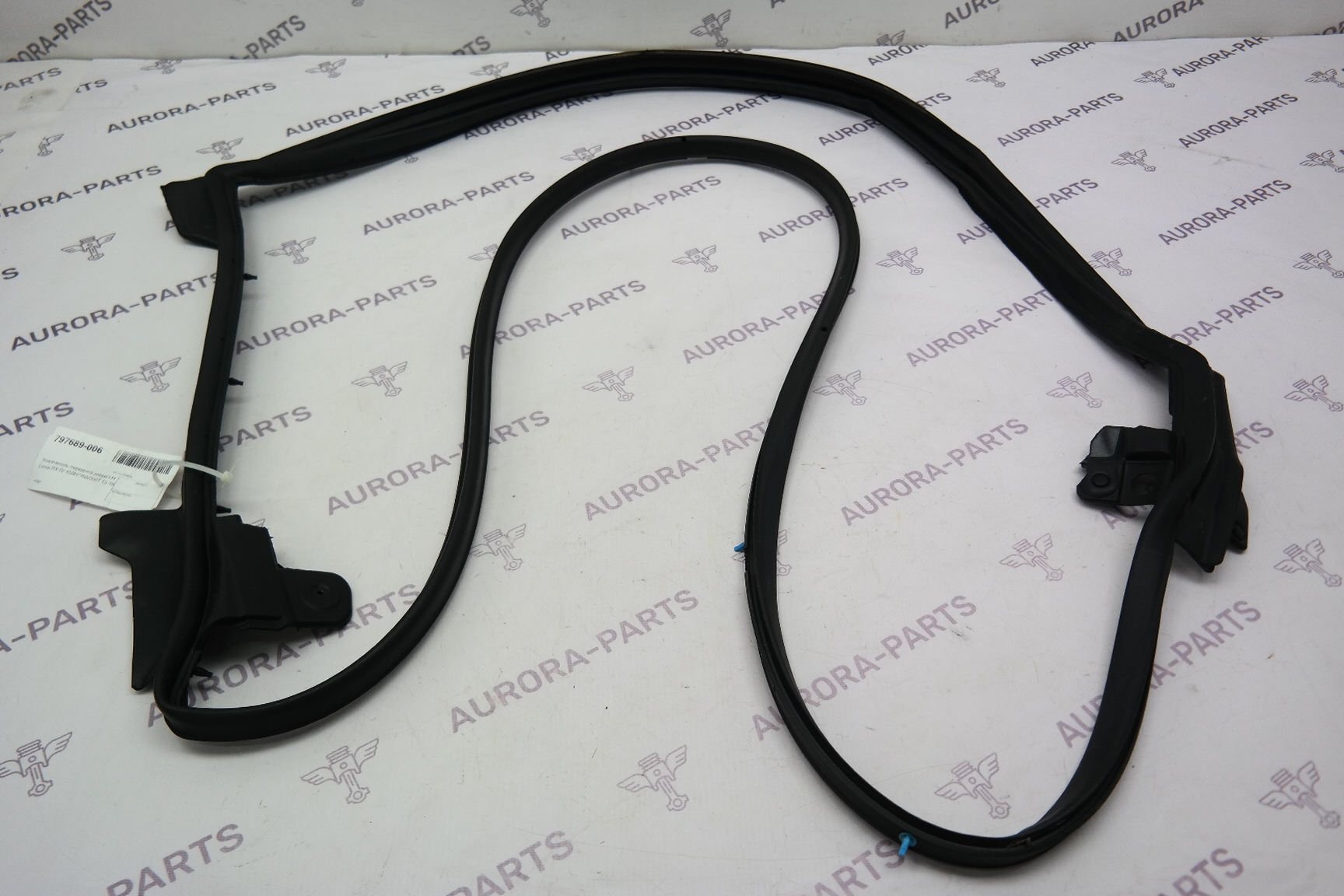 Уплотнитель передней двери LH Lexus RX