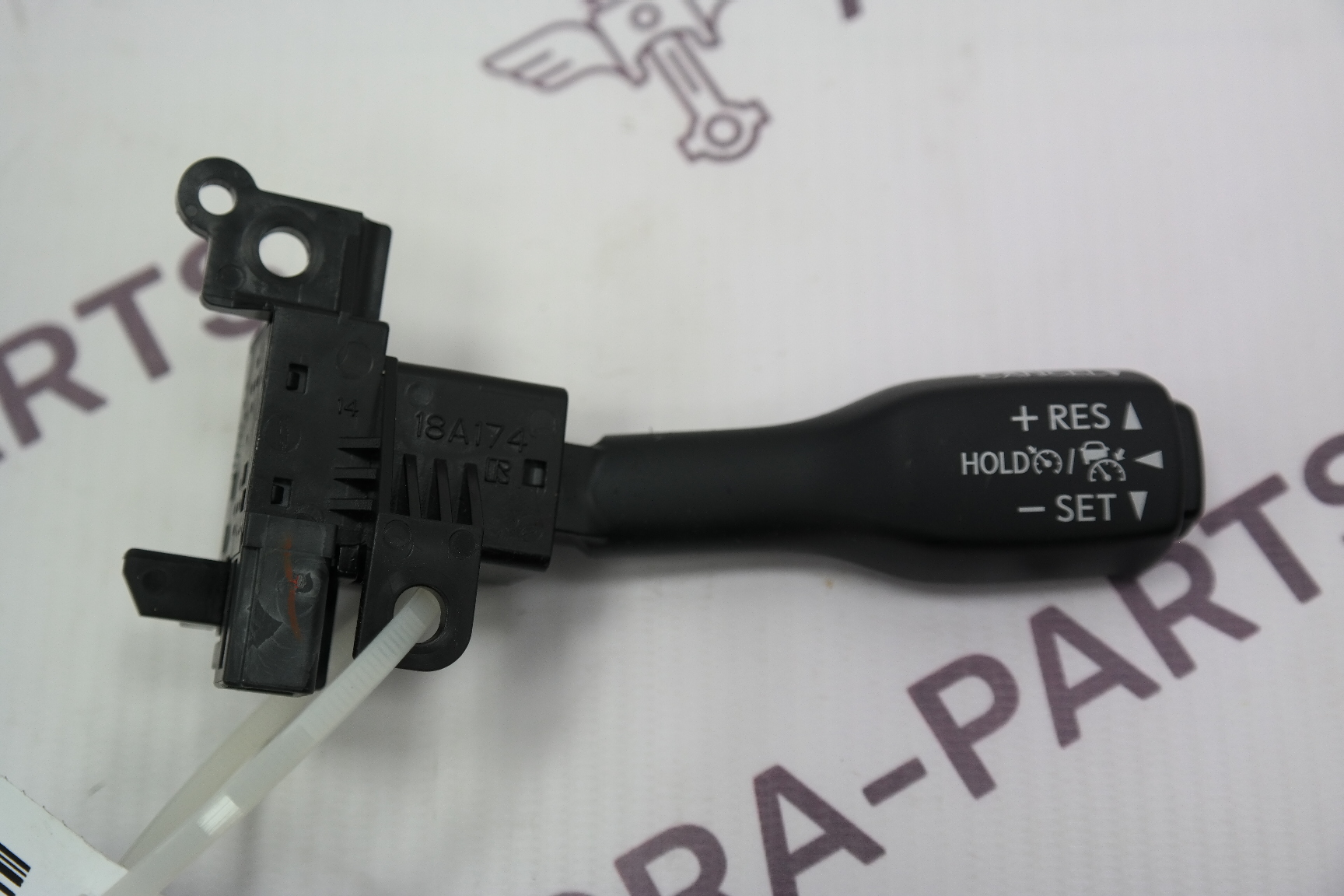 Переключатель круиз-контроля Lexus RX