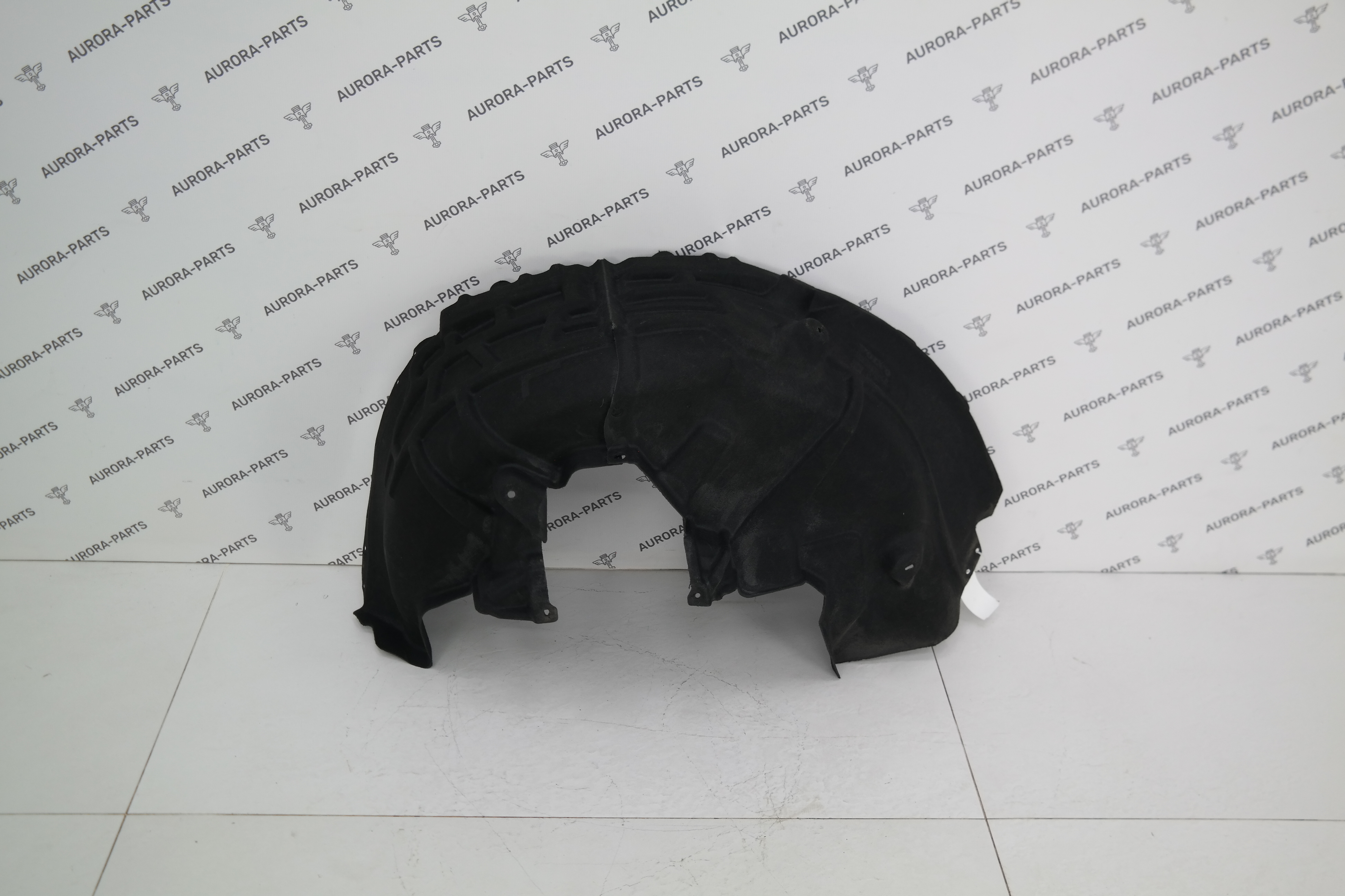 Подкрылок задний LH Volvo XC60