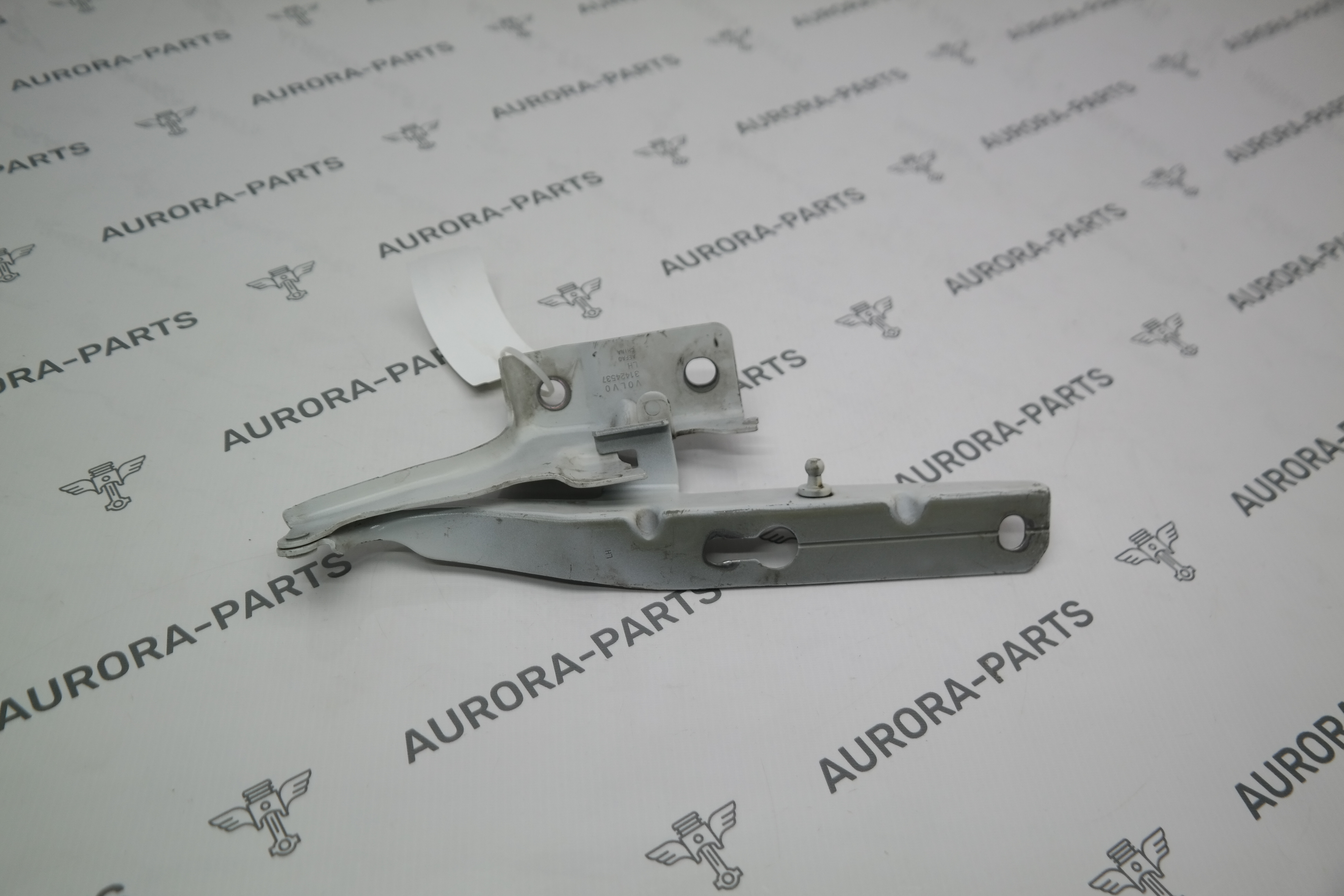 Петля капота LH Volvo XC60