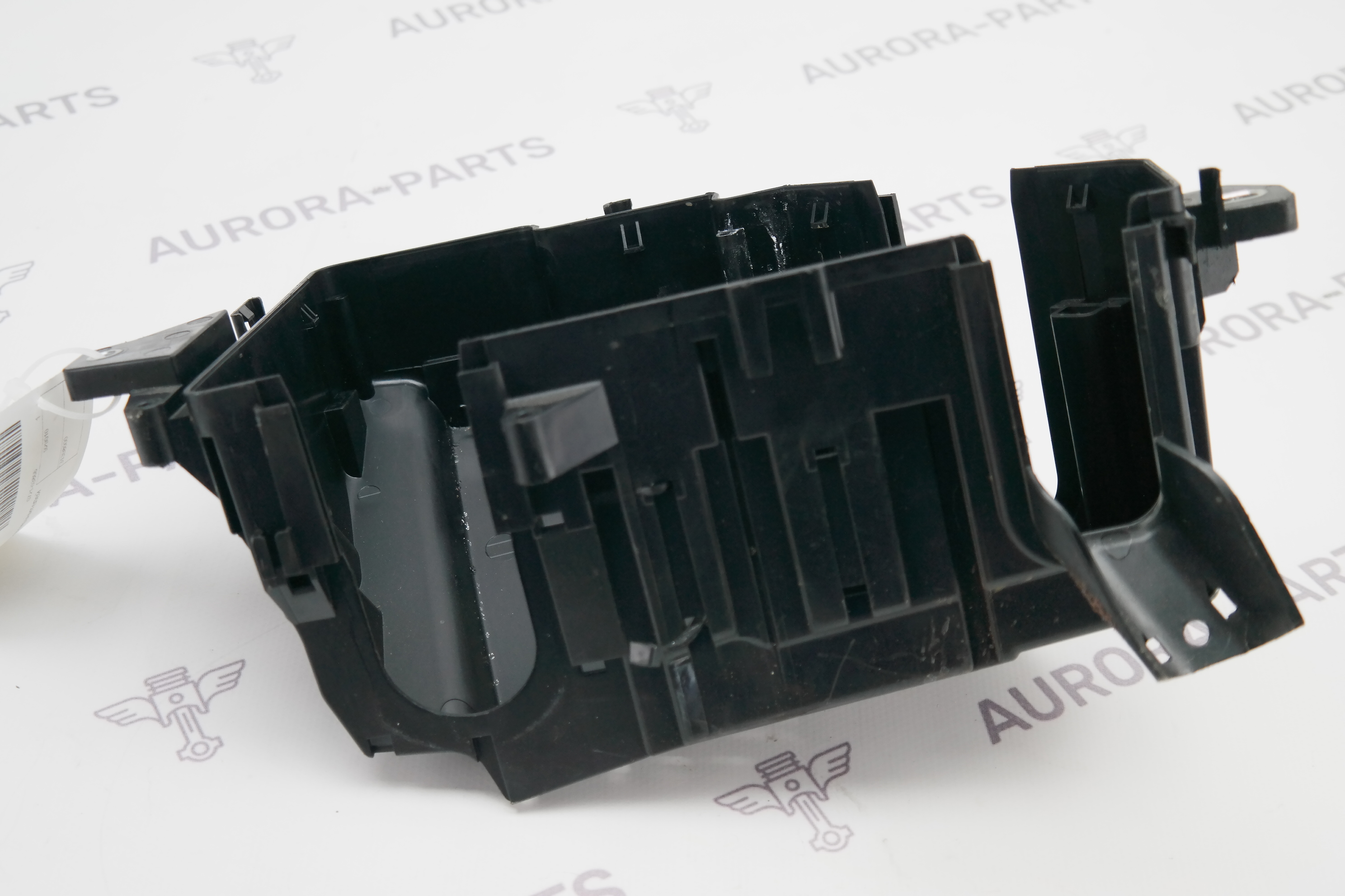 Корпус блока предохранителей Volvo XC60