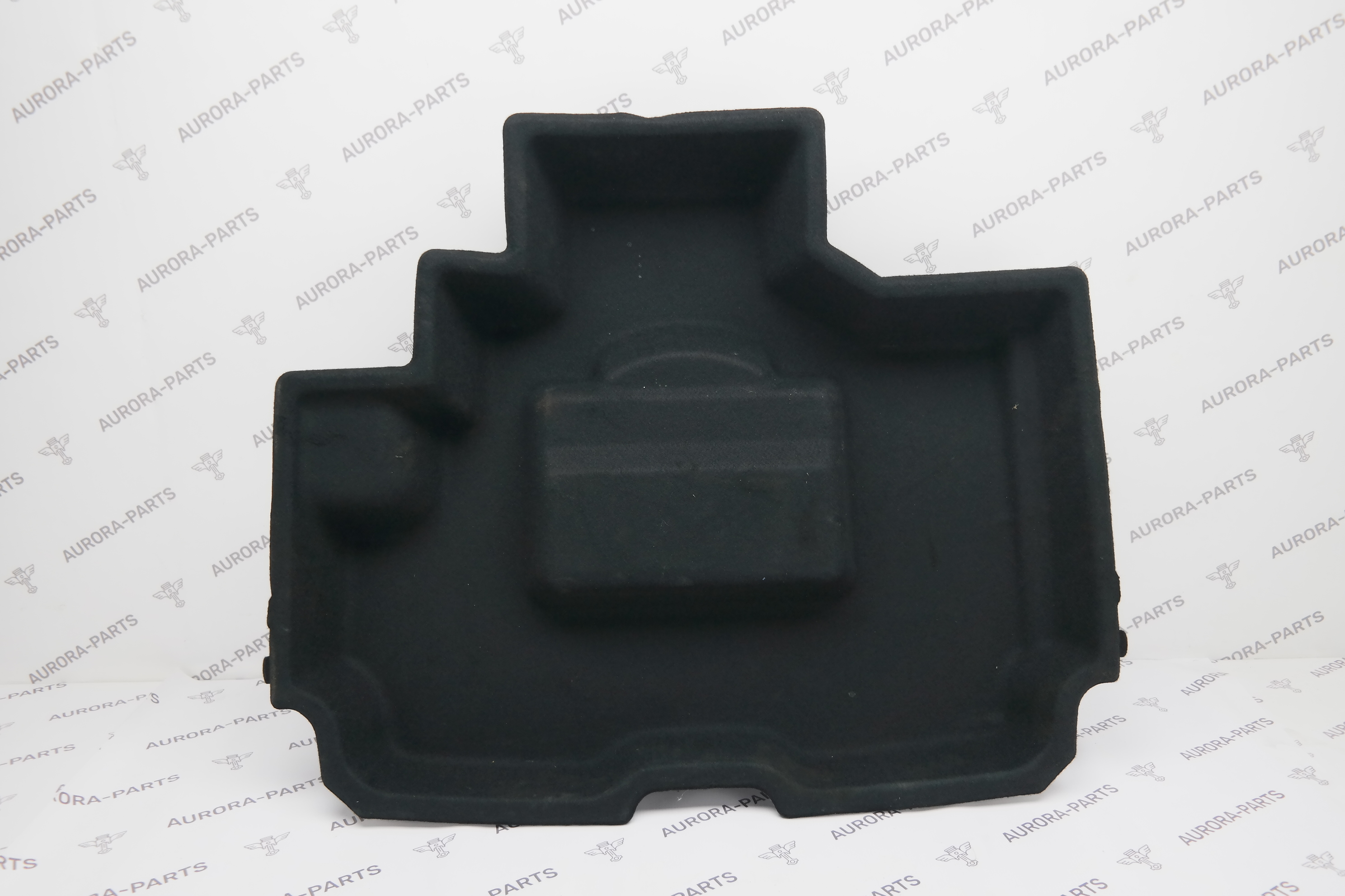 Обшивка ниши запасного колеса Volvo XC60