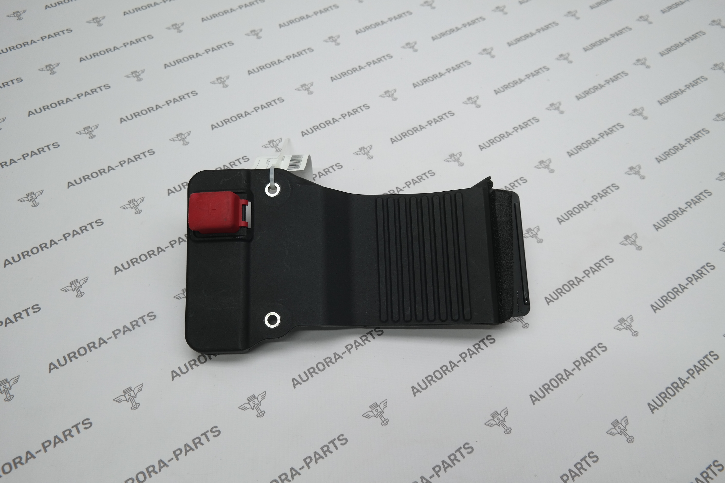 Крышка аккумулятора Volvo XC60