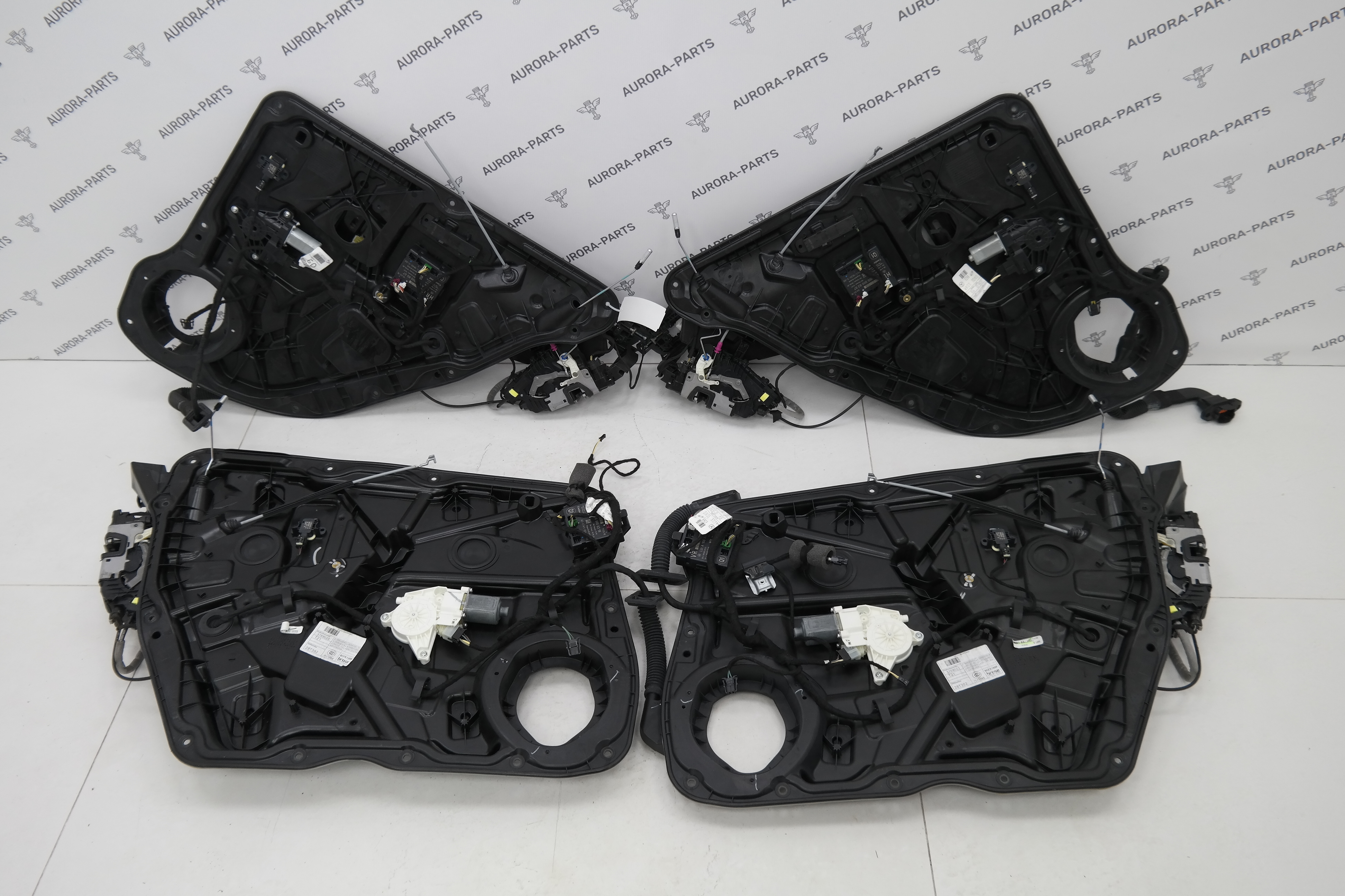 Комплект дверных замков с доводчиками Mercedes ML/GLE