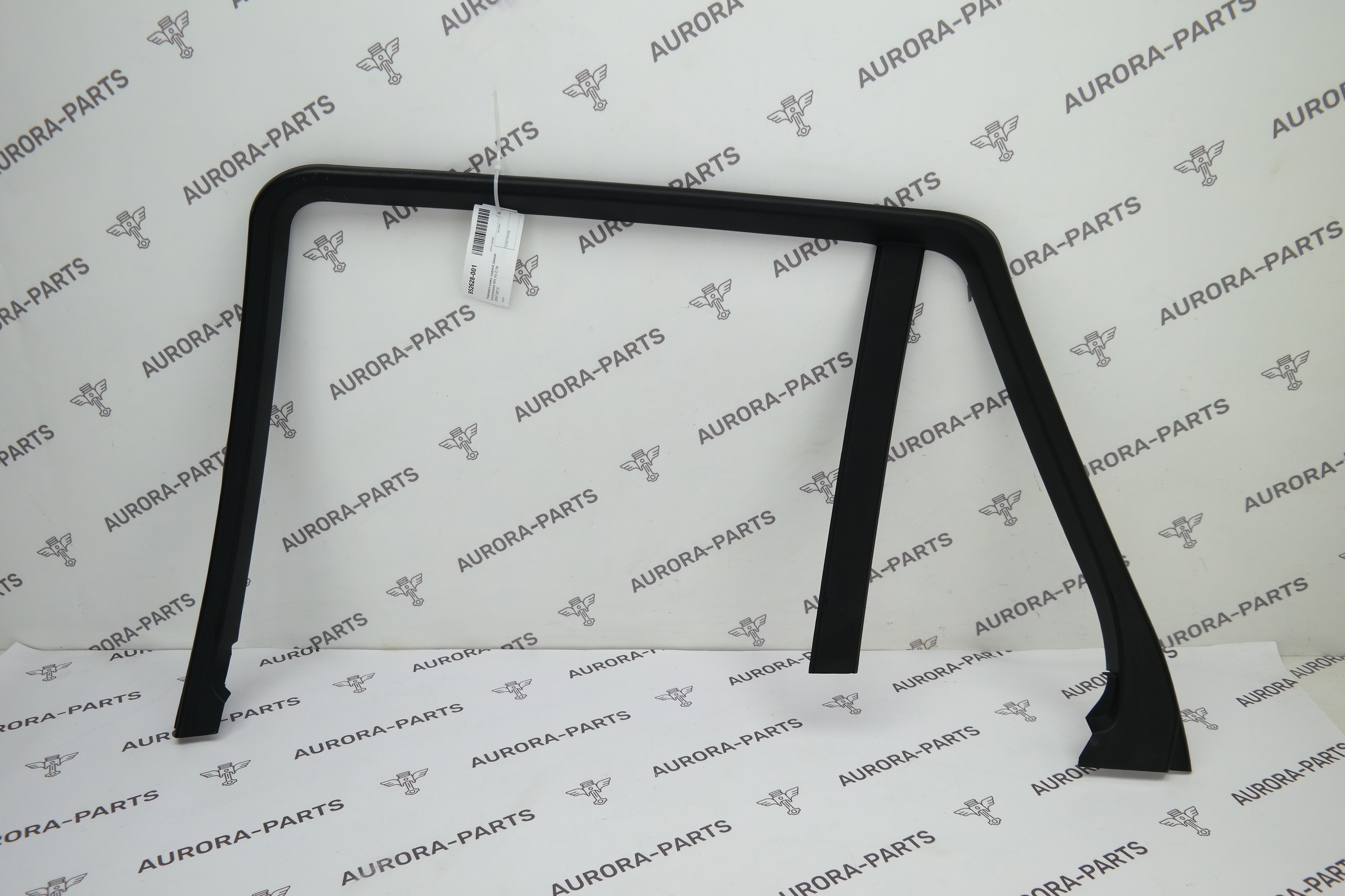 Накладка рамы задней двери внутренняя RH BMW X5