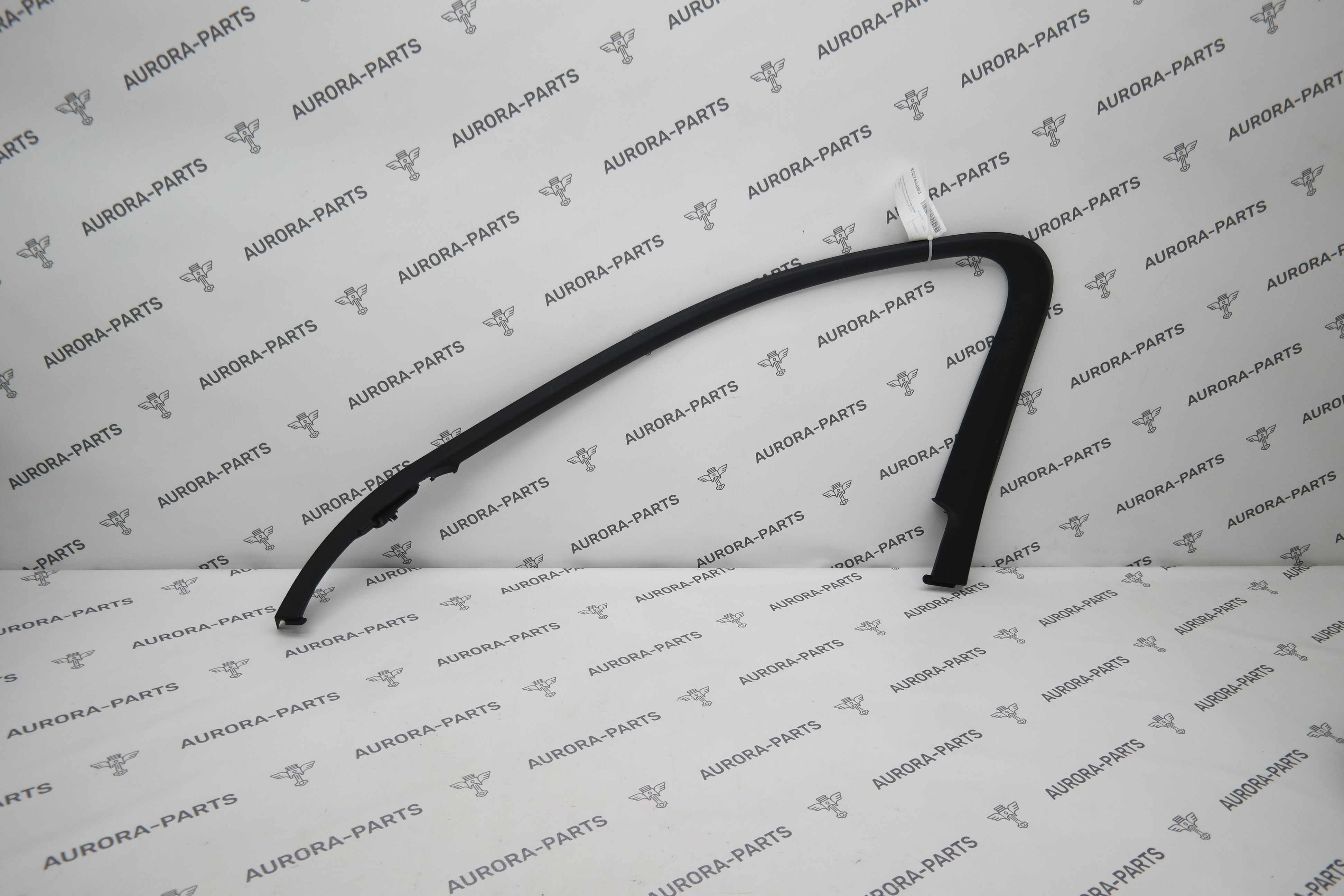 Накладка рамы окна передней двери внутренняя RH Mercedes E-Klasse 