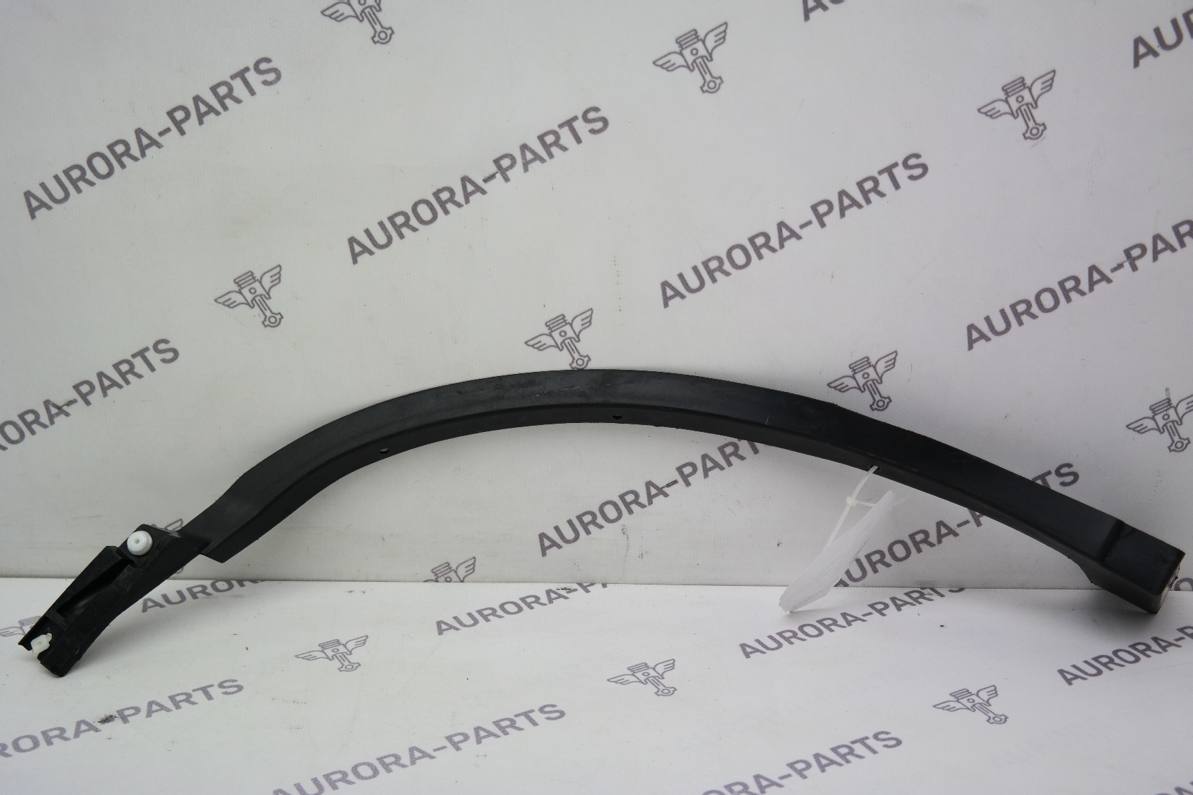 Молдинг арки заднего колеса RH Lexus RX