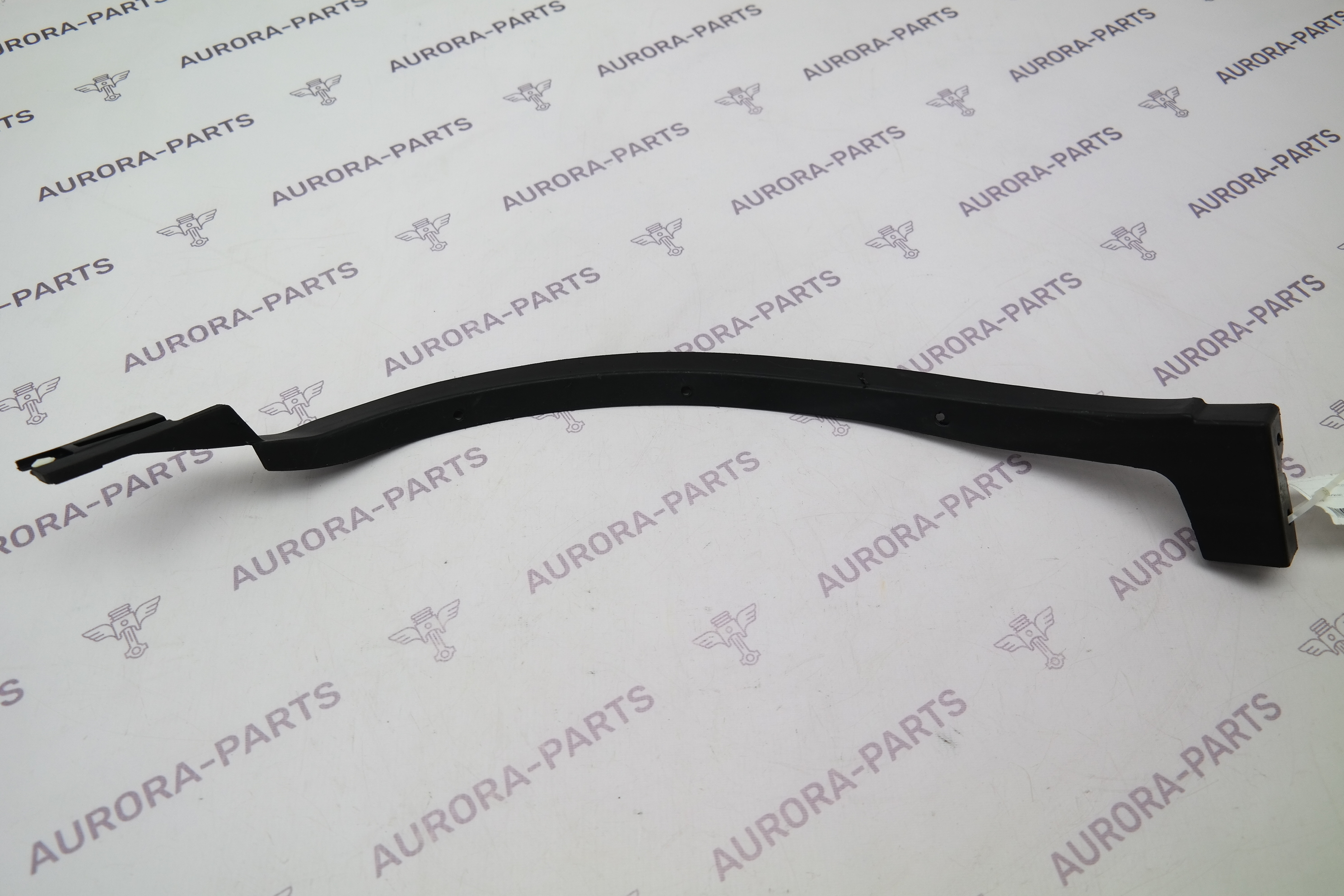 Молдинг арки заднего колеса RH Lexus RX