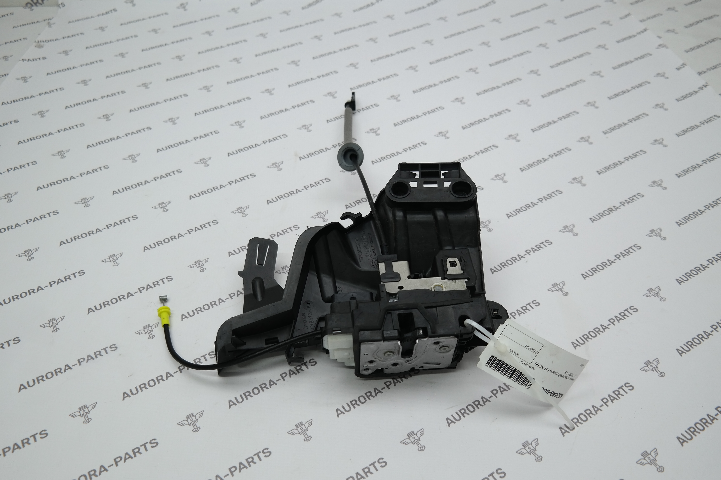 Замок передней двери LH Volvo XC60