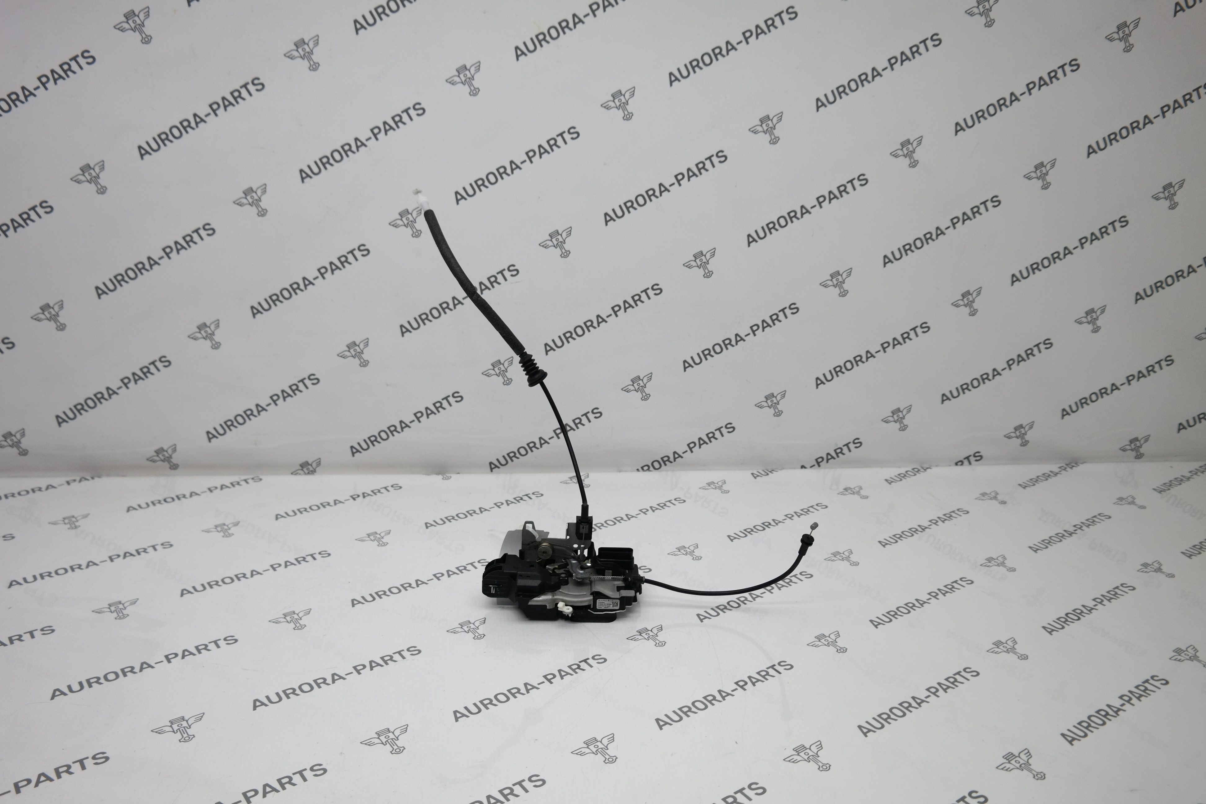 Замок передней двери LH Volvo XC60