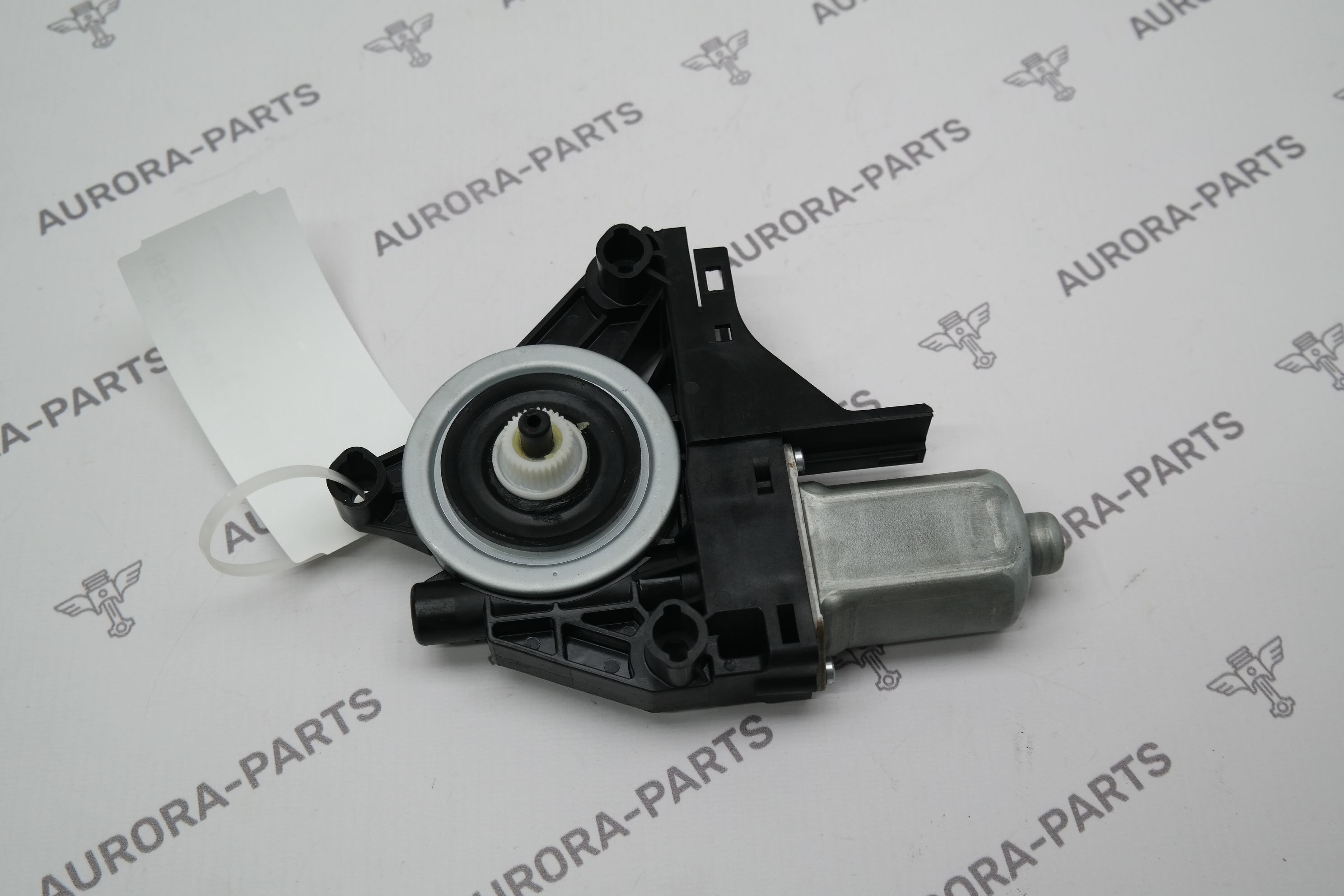 Моторчик стеклоподъемника задней двери RH Volvo XC90