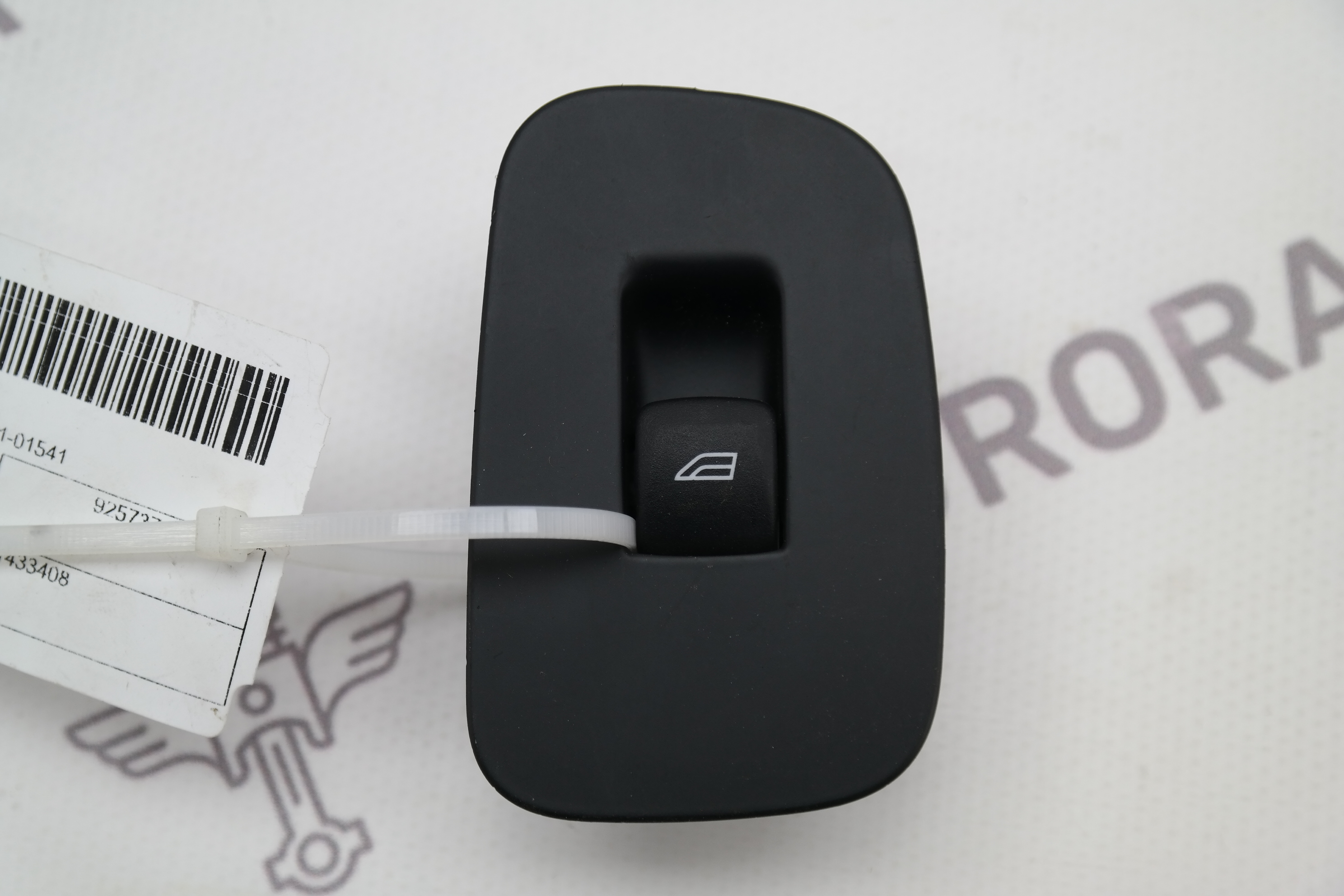 Кнопка стеклоподъемника Volvo XC60