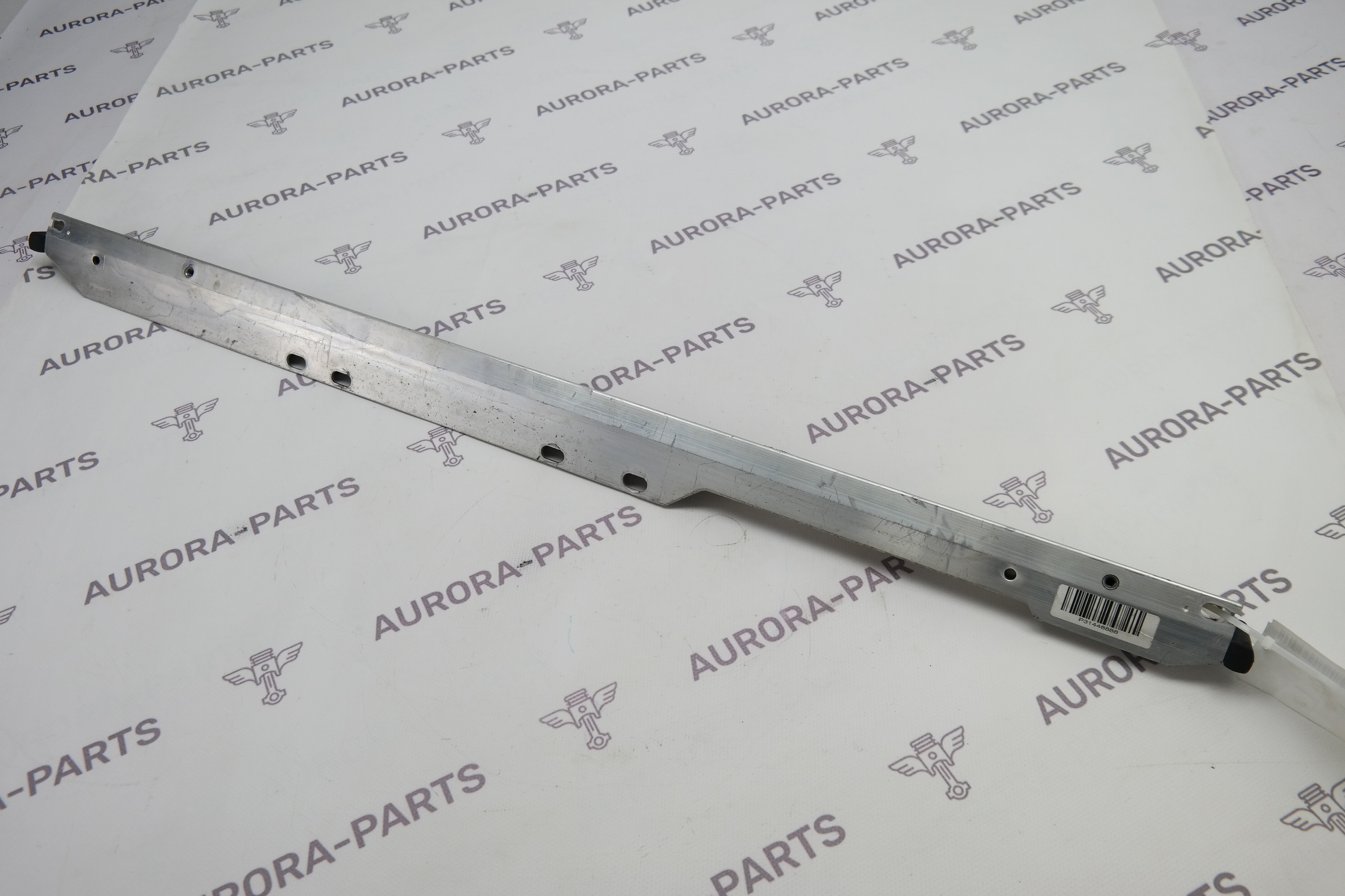 Растяжка Volvo XC60