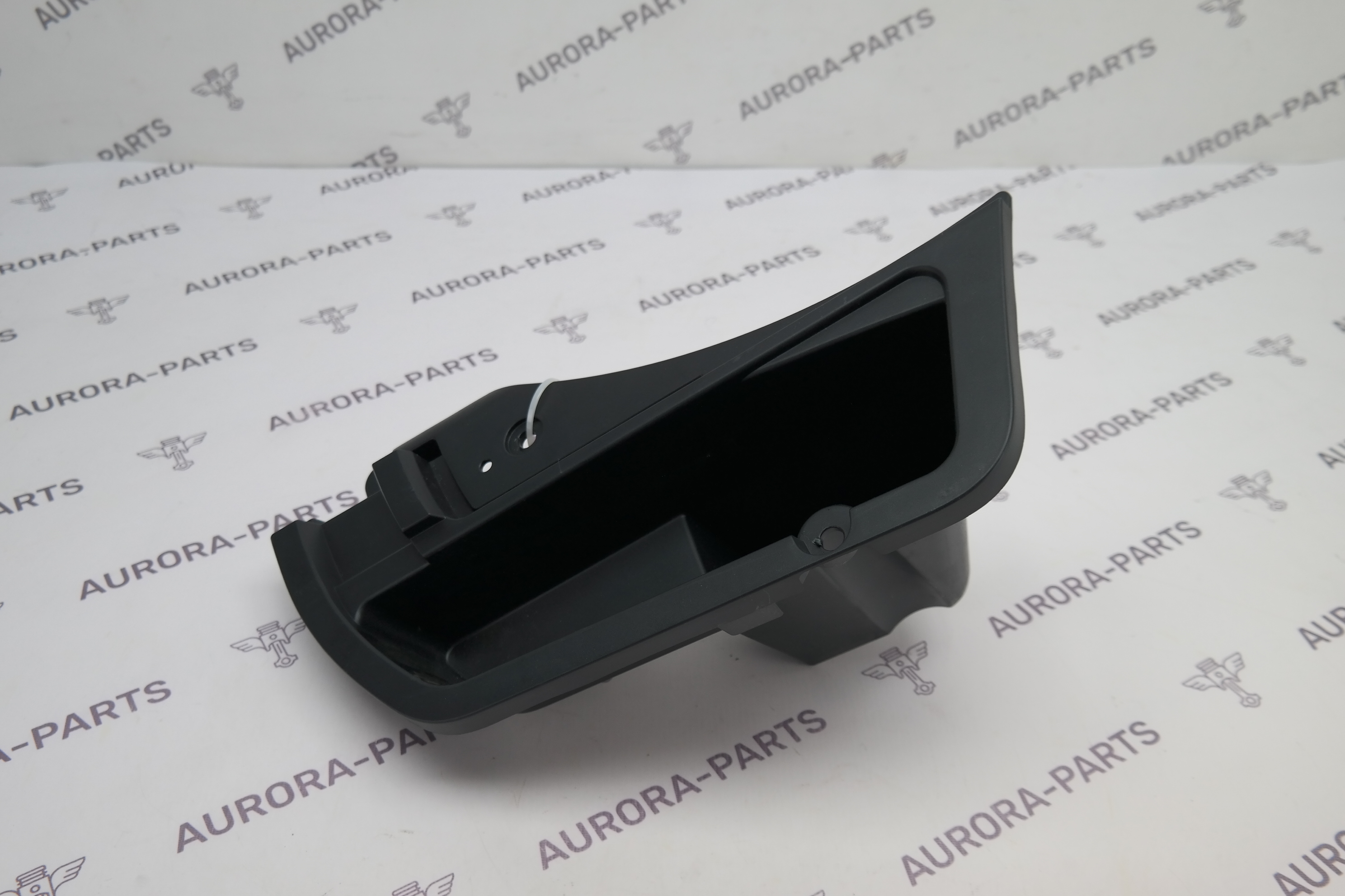 Ящик для инструментов Lexus RX