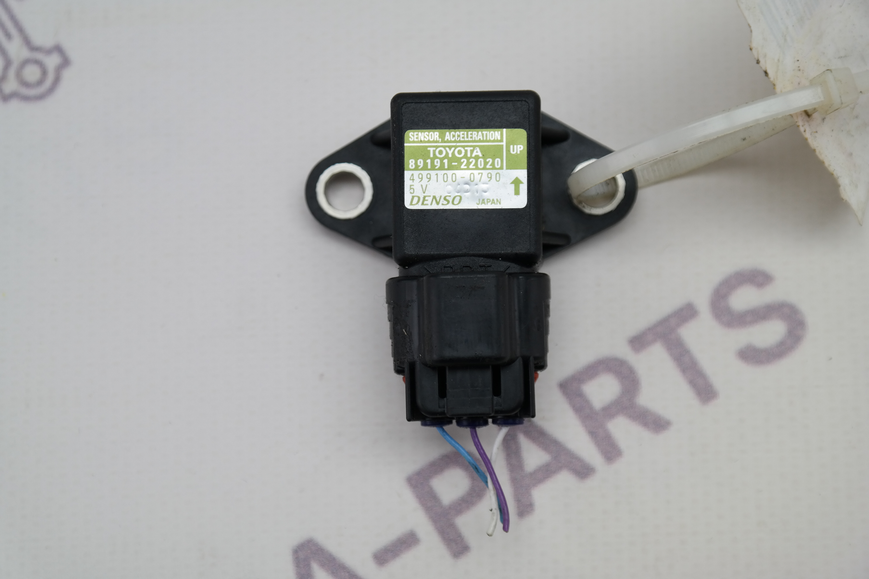 Датчик ускорения Lexus RX