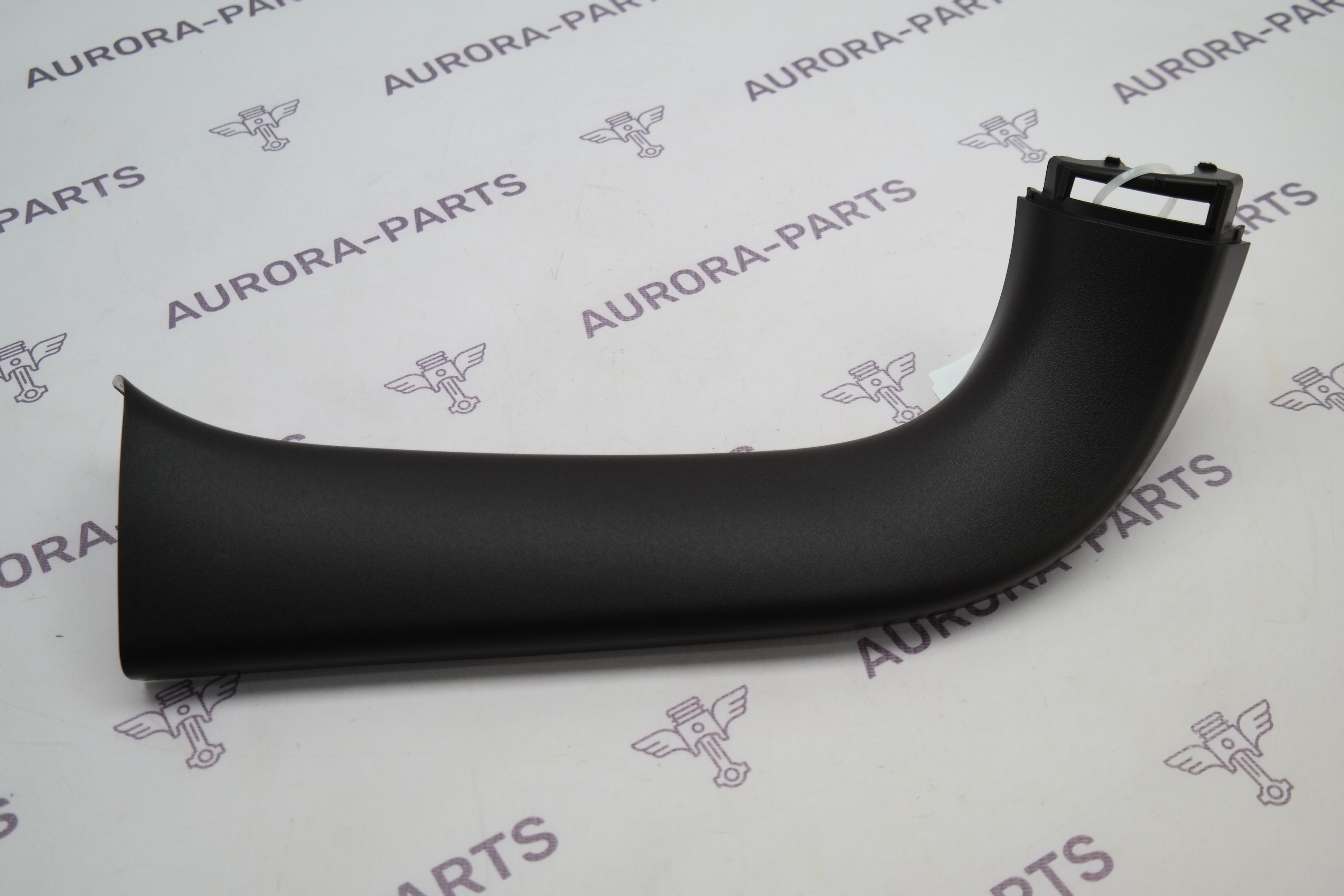 Обшивка крышки багажника LH Lexus RX