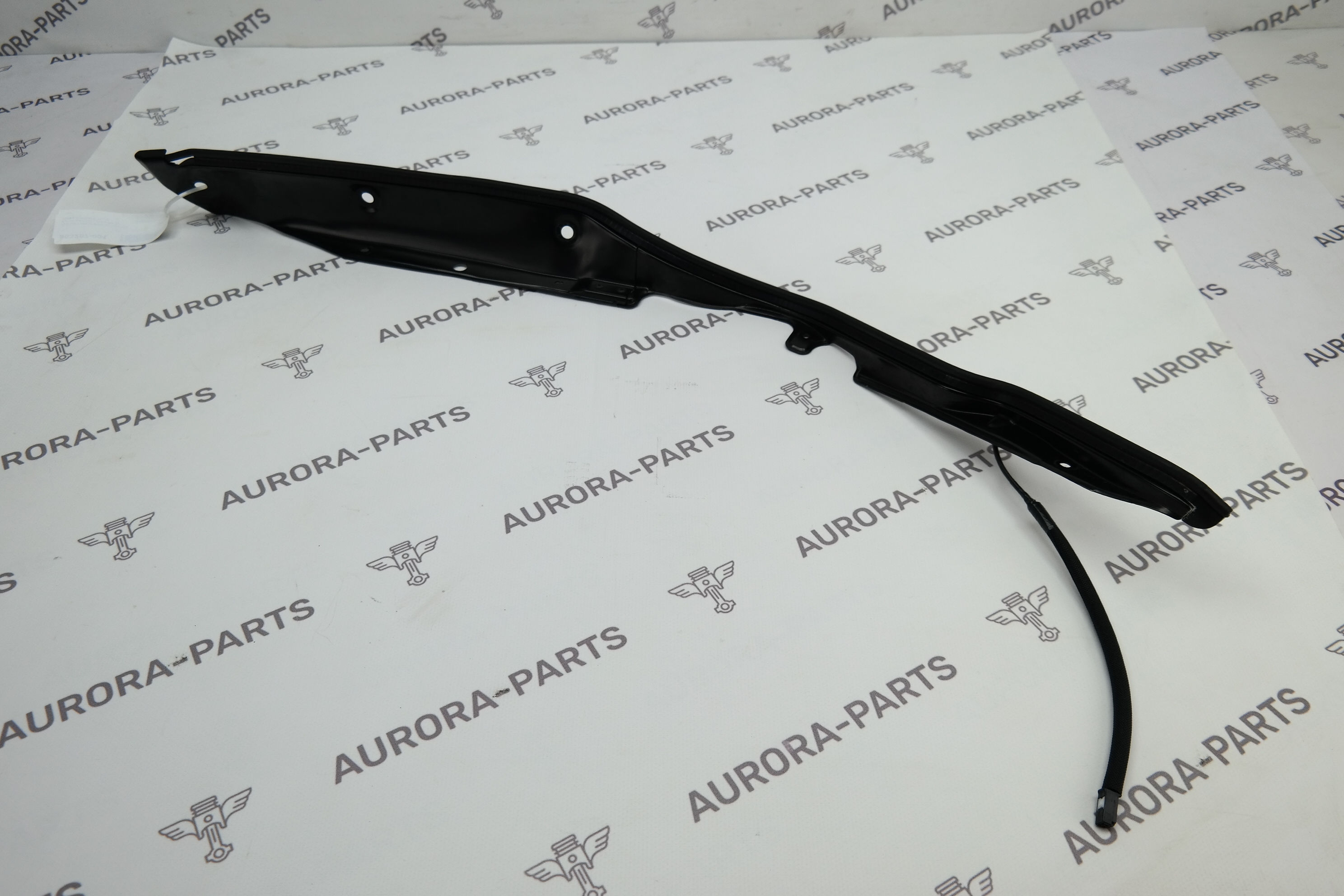 Датчик прищемления крышки багажника LH Lexus RX