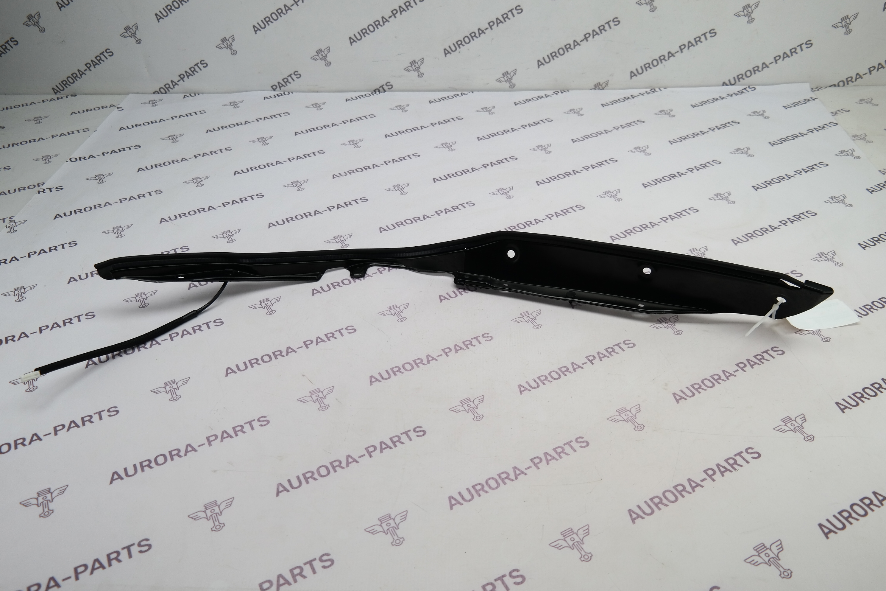 Датчик прищемления крышки багажника RH Lexus RX