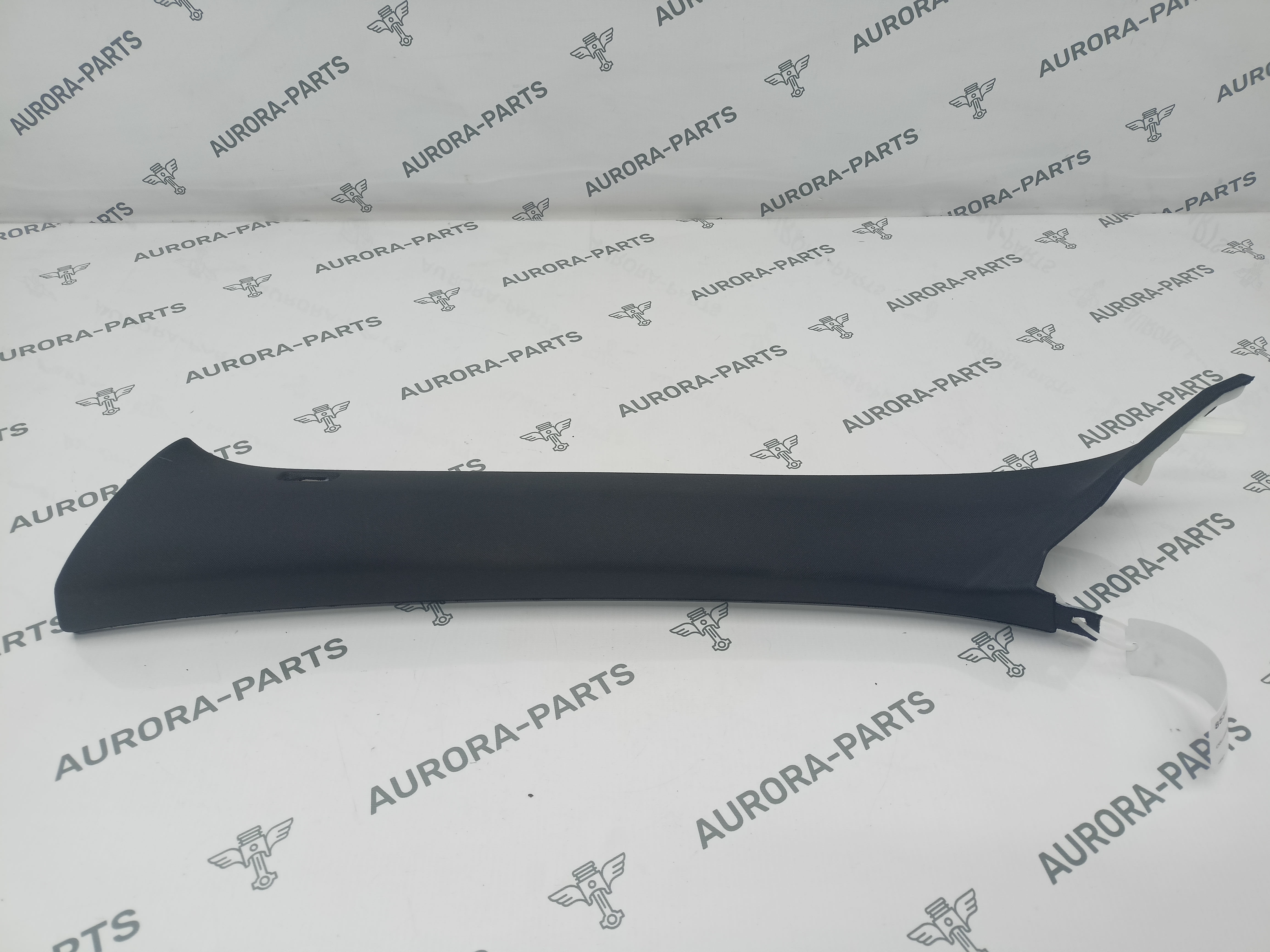 Обшивка стойка А LH Volvo XC60