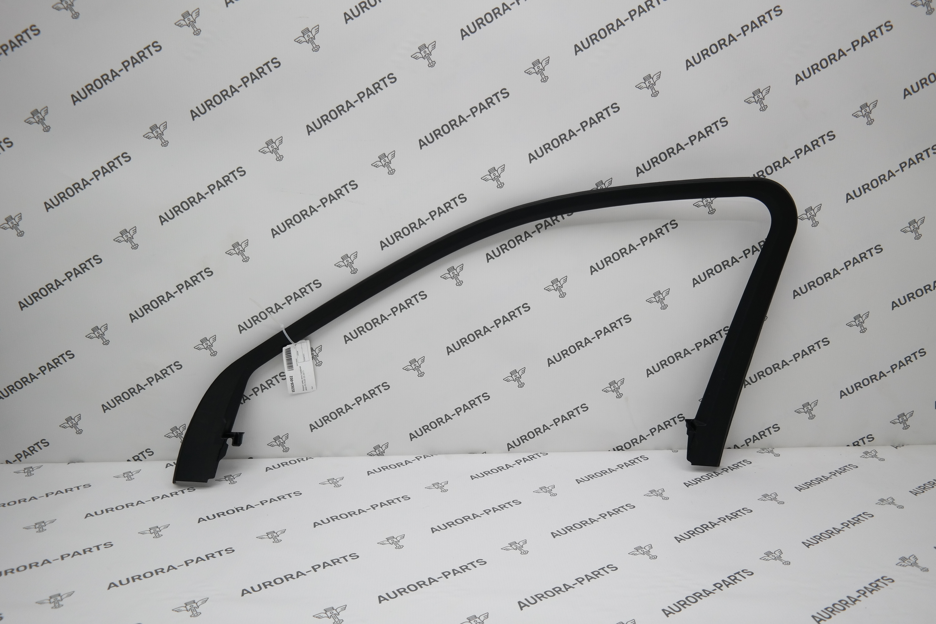 Молдинг рамы окна передней двери RH Audi Q5 