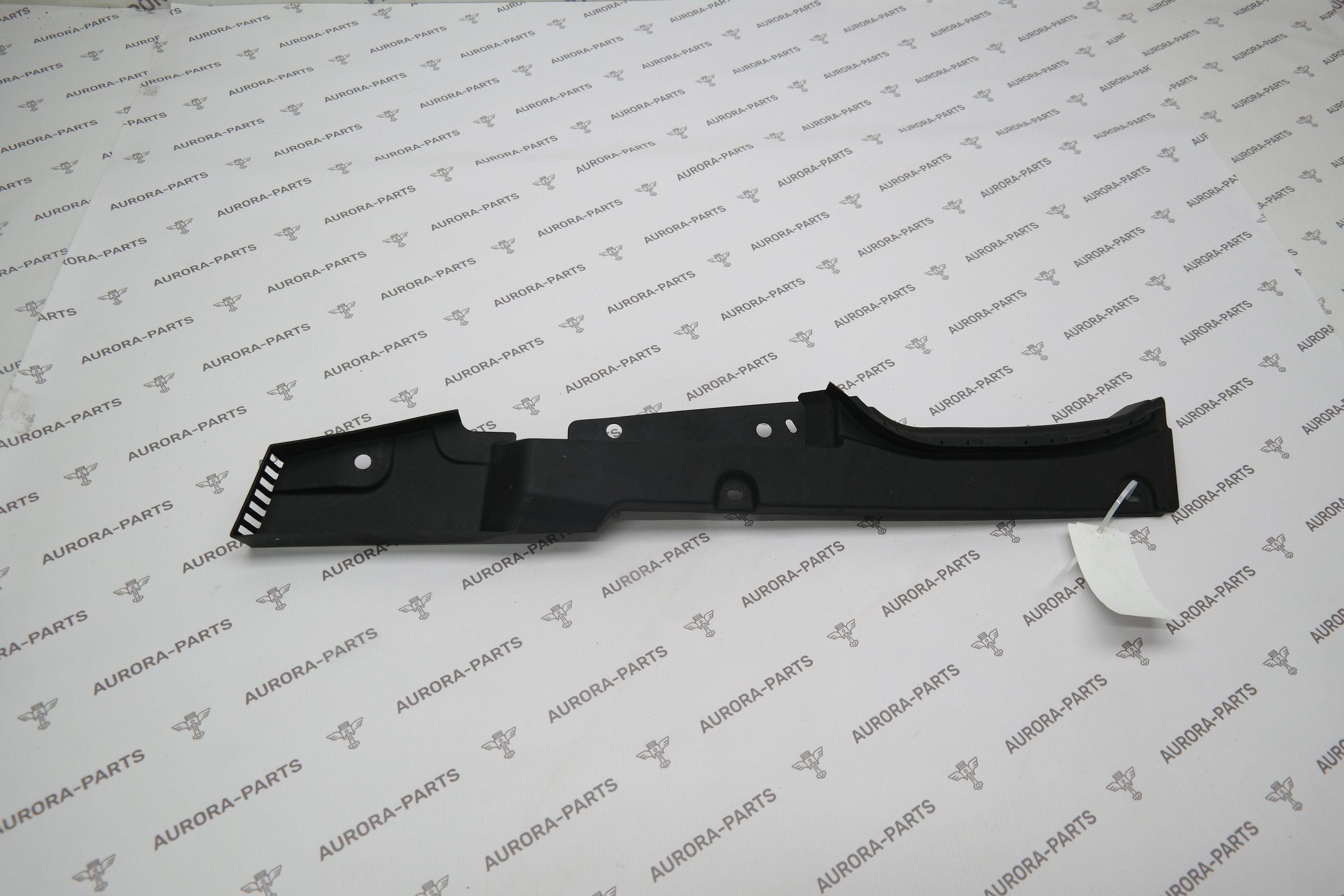 Панель подкапотного пространства задняя RH Volvo XC90