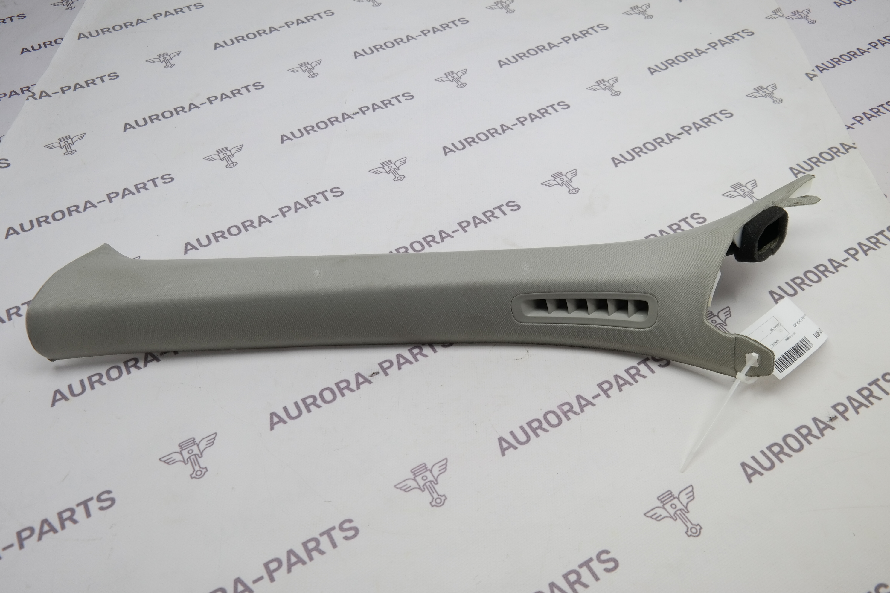 Обшивка стойки A LH Volvo XC90