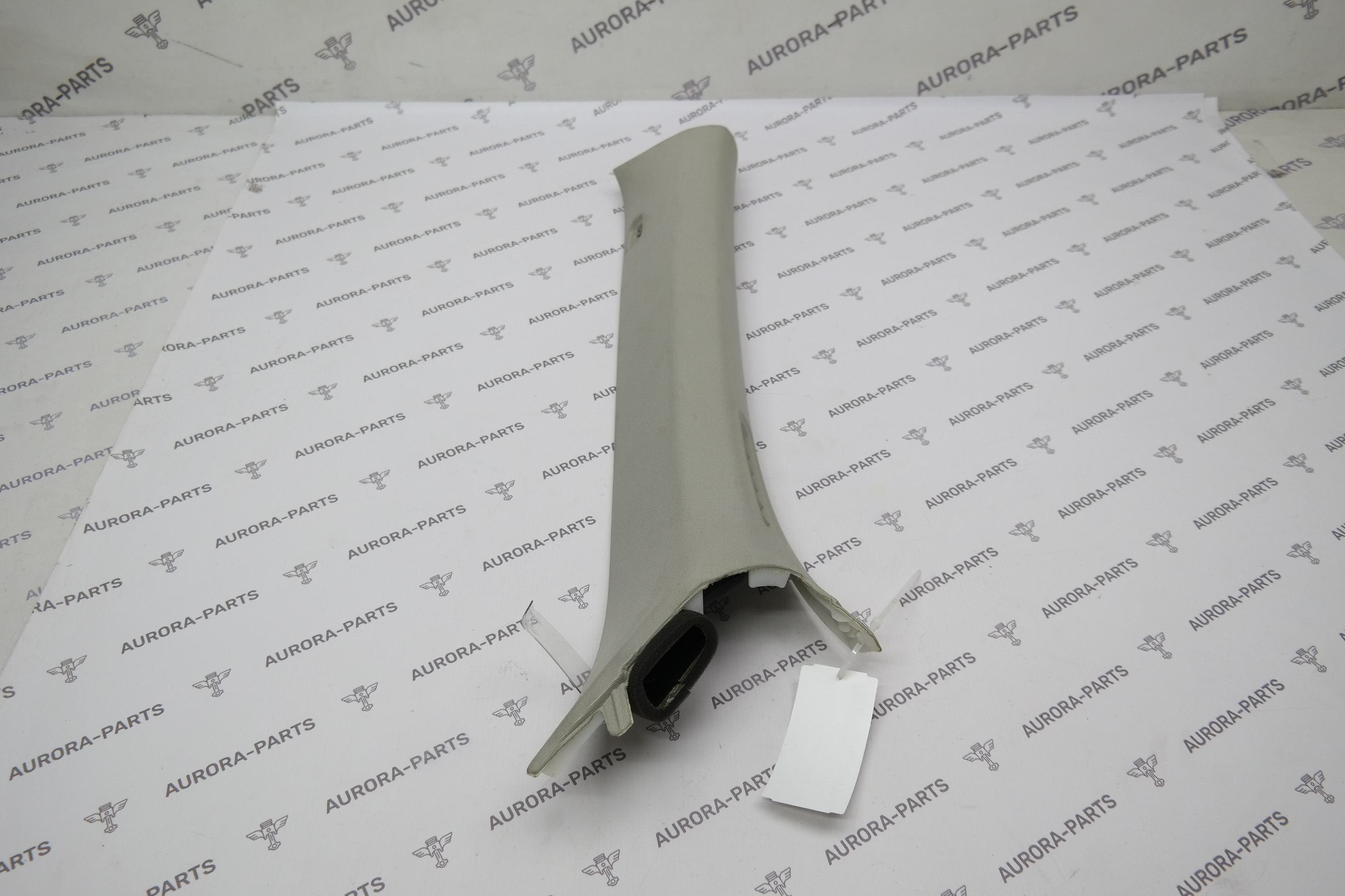 Обшивка стойки A RH Volvo XC90