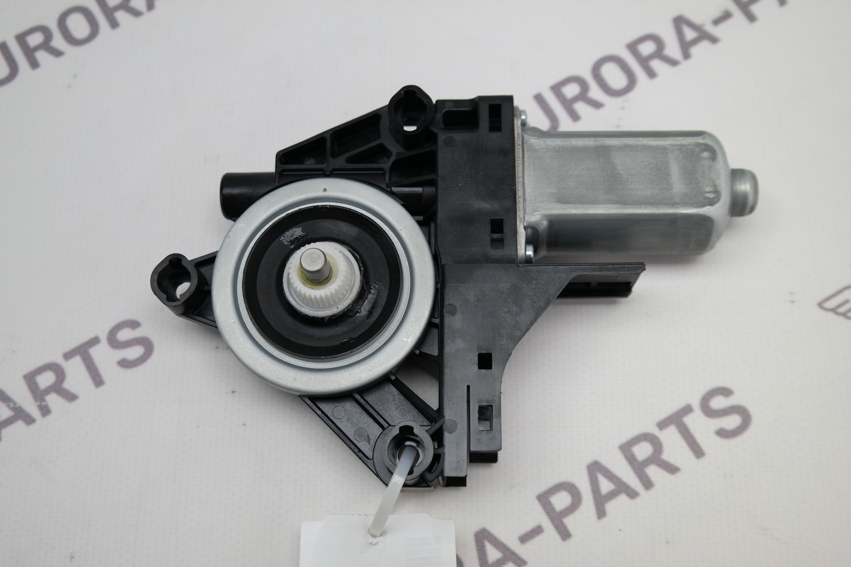 Моторчик стеклоподъемника передней двери LH Volvo XC90