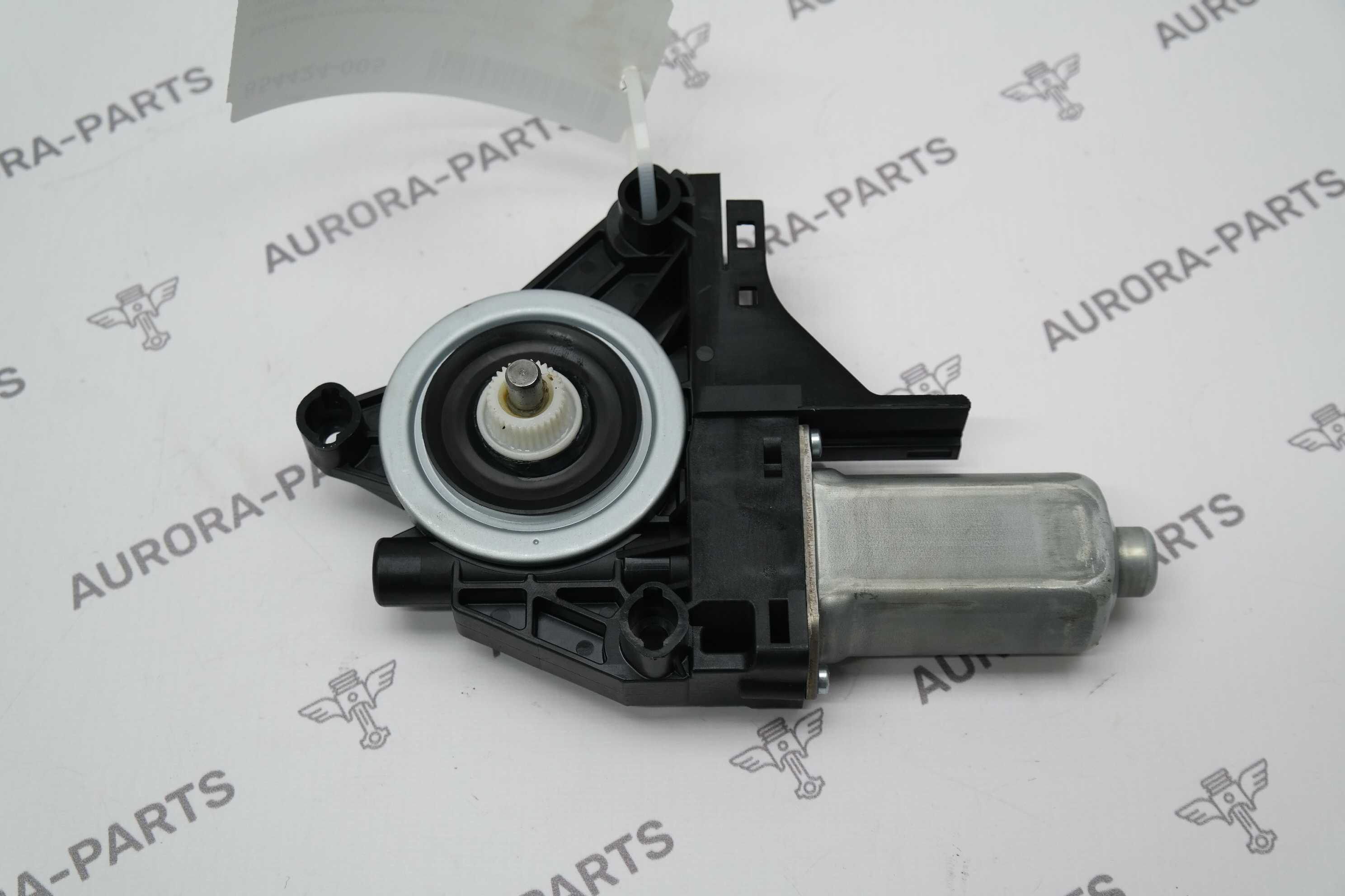 Моторчик стеклоподъемника передней двери RH Volvo XC90