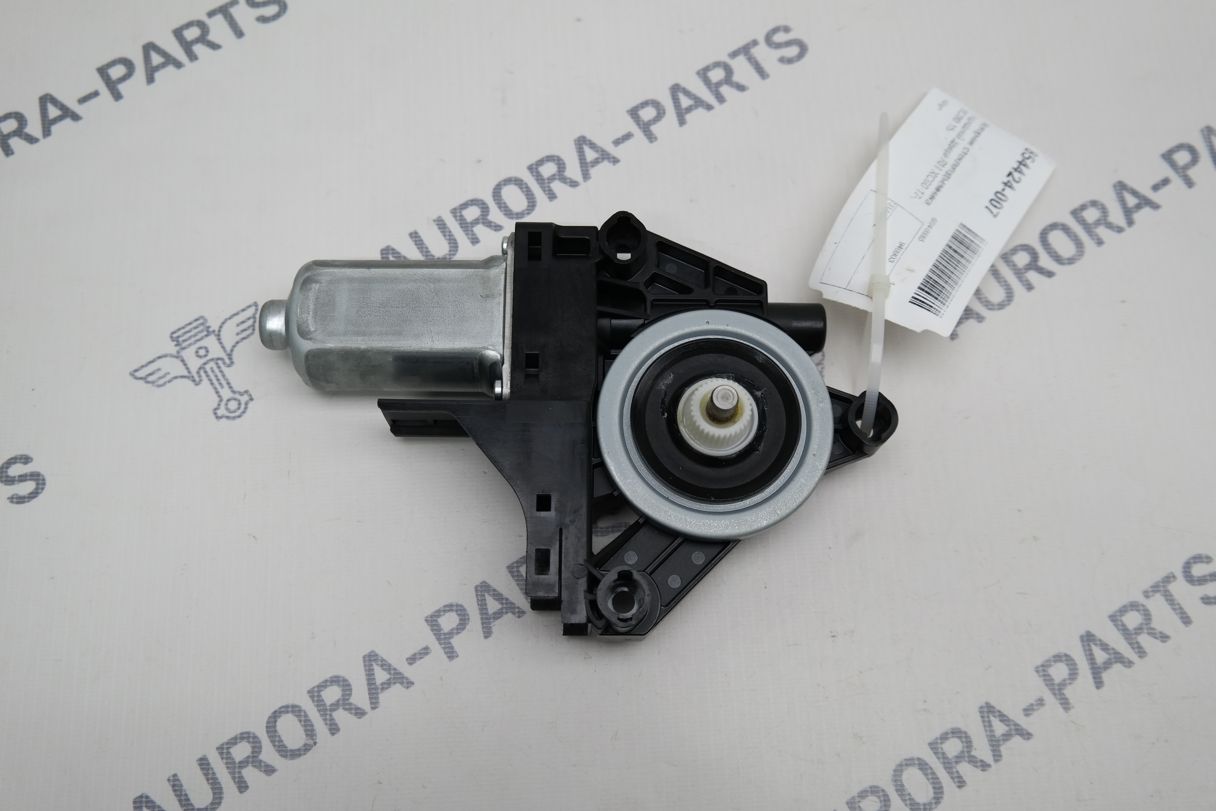 Моторчик стеклоподъемника передней двери RH Volvo XC90