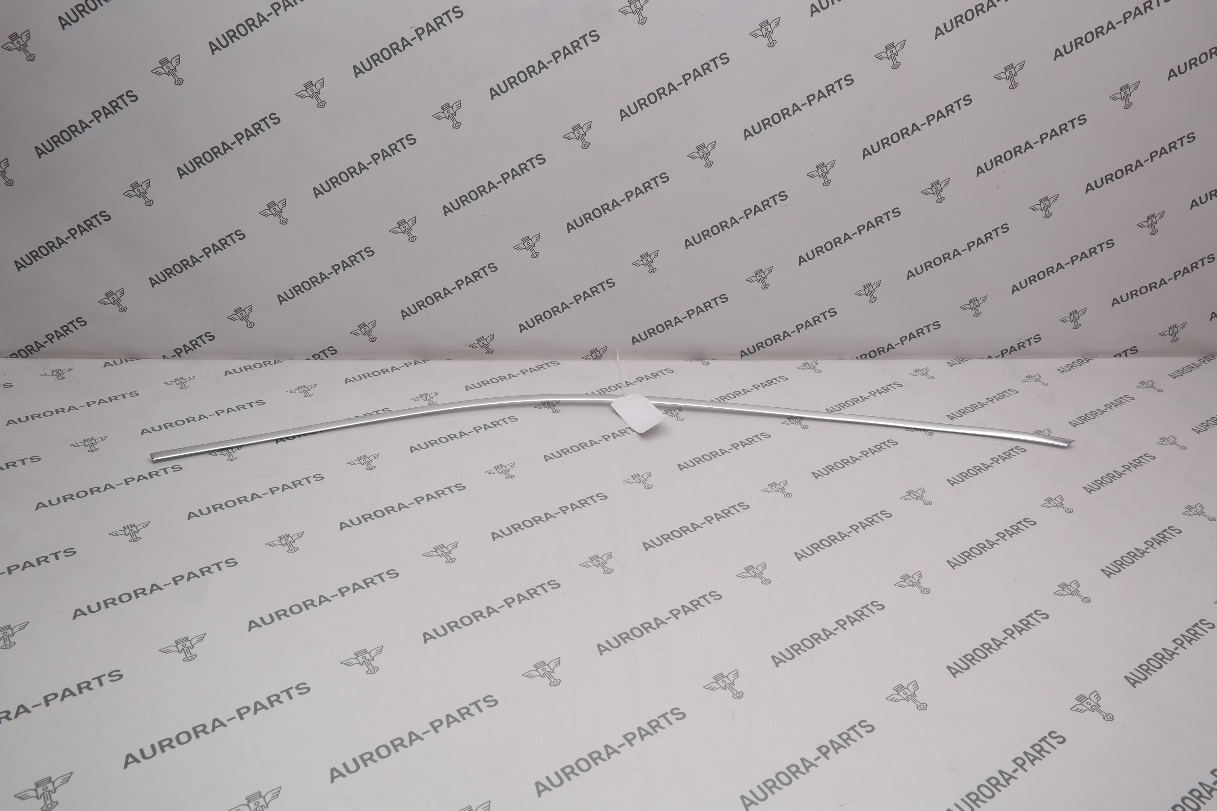 Накладка передней двери хромированная верхняя RH Volvo XC90